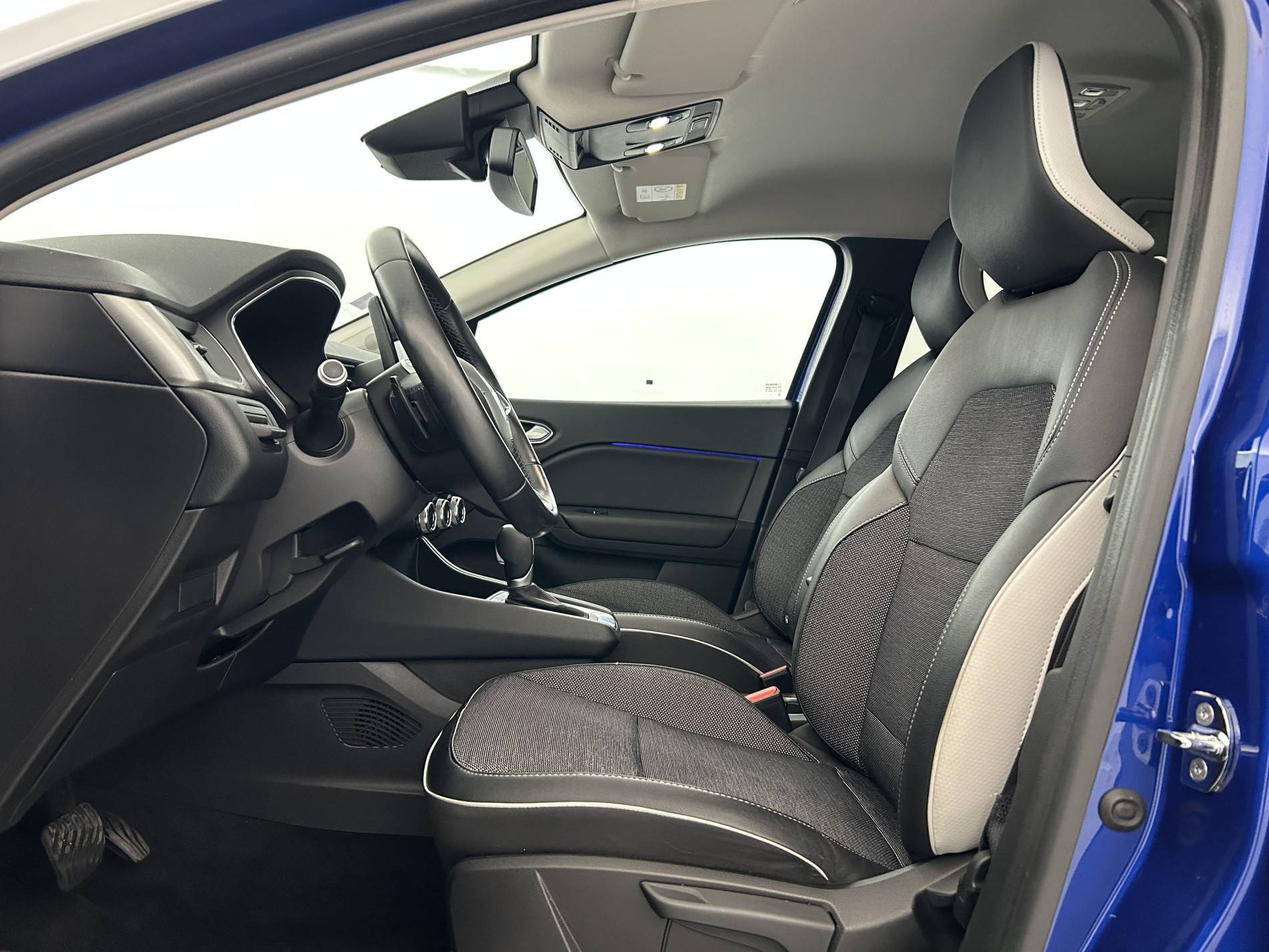 Vente en ligne Renault Captur  Blue dCi 115 EDC au prix de 15 970 €
