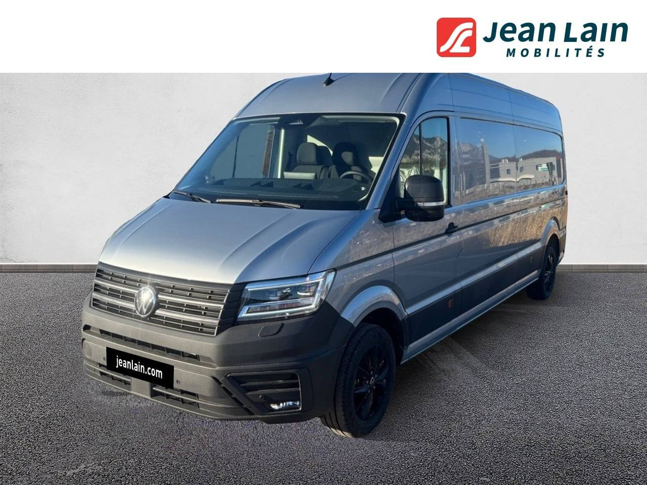 Vente en ligne VOLKSWAGEN CRAFTER VAN CRAFTER VAN 35 L4H3 2.0 TDI 177 CH BVA8 4MOTION BUSINESS de 2025 au prix de 67 886 €
