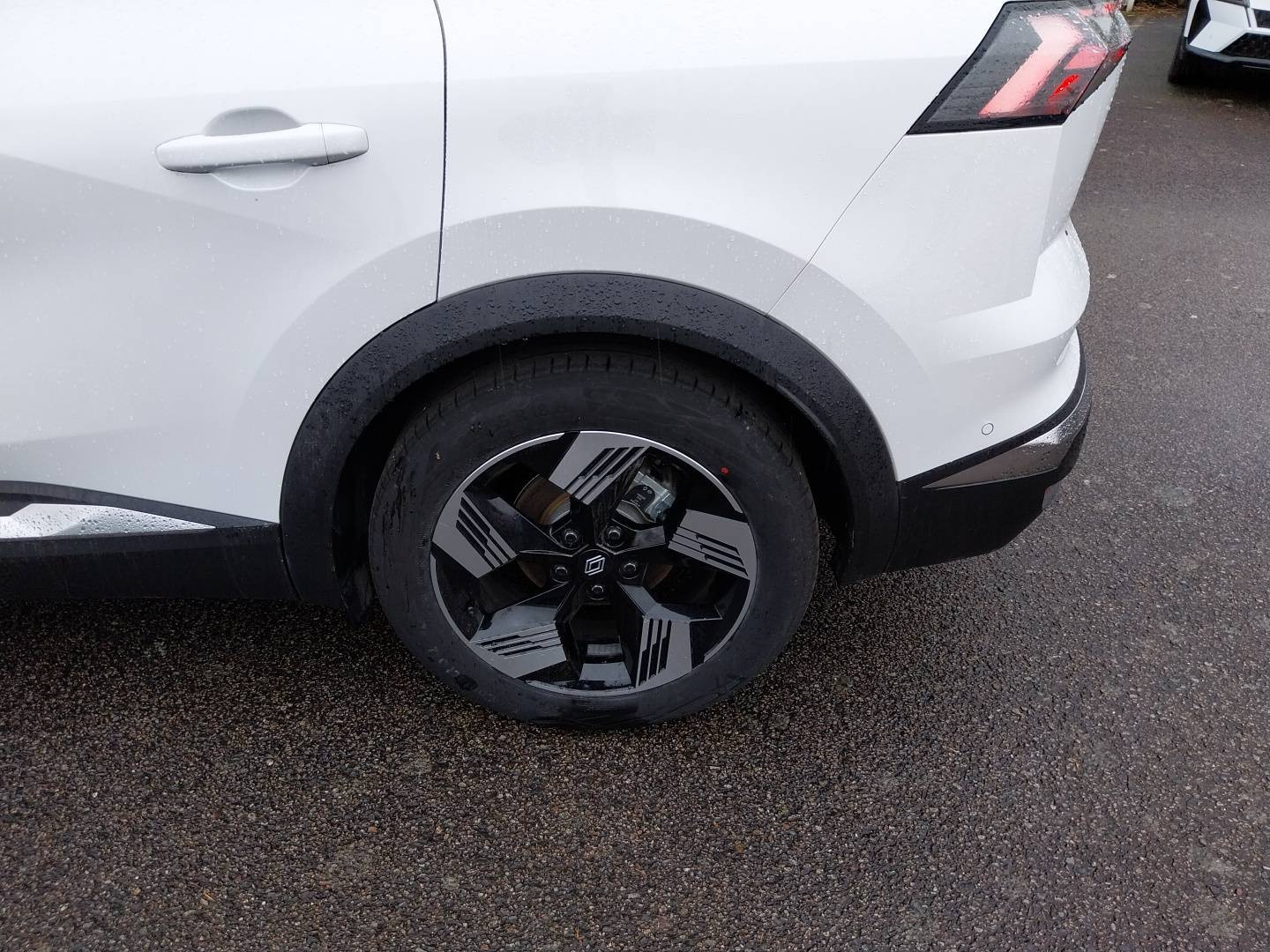 Vente en ligne Renault Symbioz  E-Tech full hybrid 145 au prix de 27 590 €
