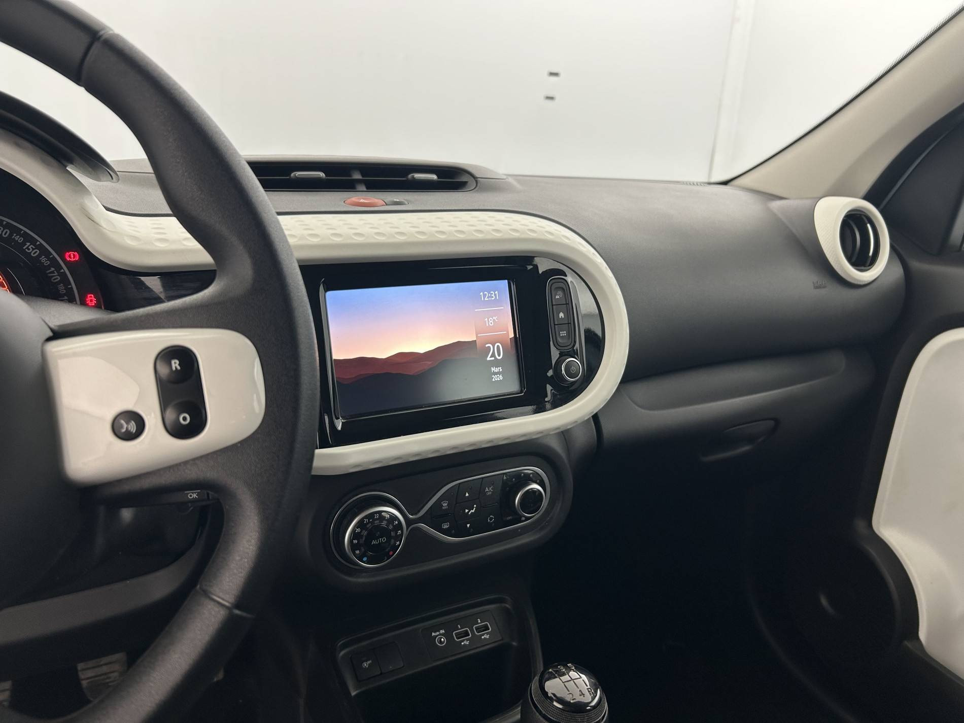 Vente en ligne Renault Twingo 3  SCe 65 au prix de 12 390 €