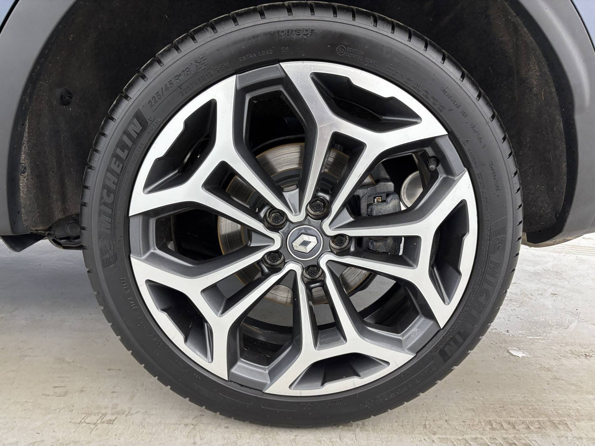 Vente en ligne Renault Kadjar  TCe 140 EDC au prix de 18 790 €