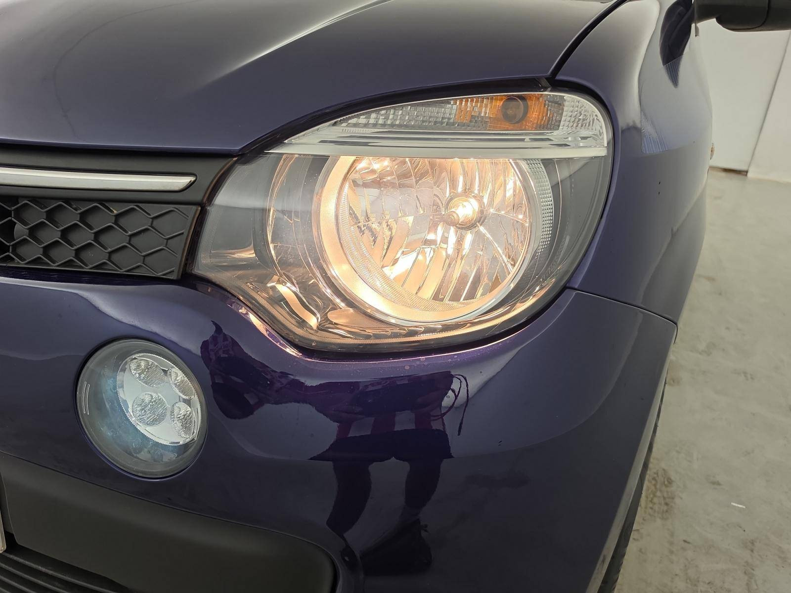 Vente en ligne Renault Twingo 3  0.9 TCe 90 au prix de 12 490 €
