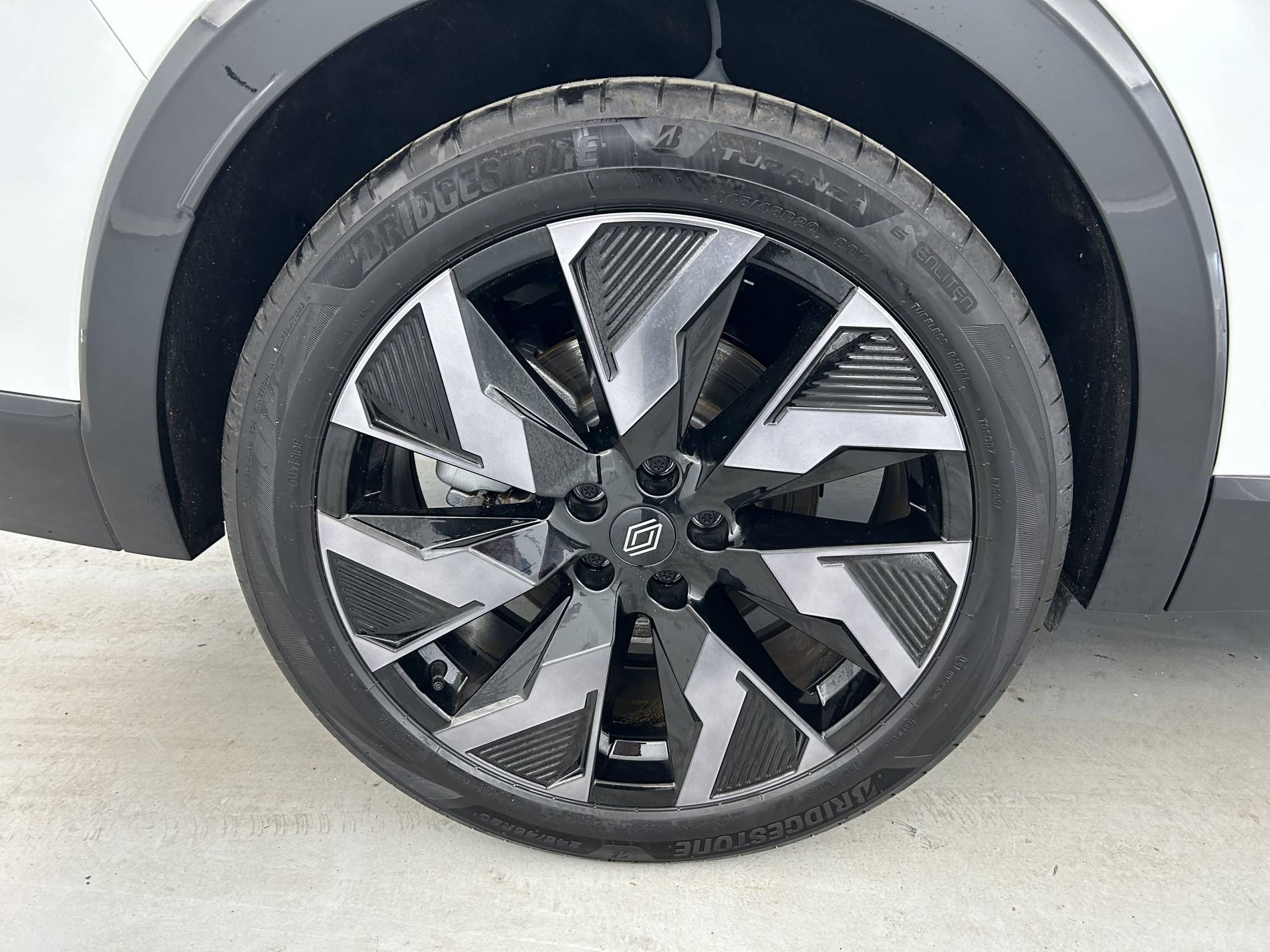 Vente en ligne Renault Rafale  E-Tech full hybrid 200 ch au prix de 39 990 €