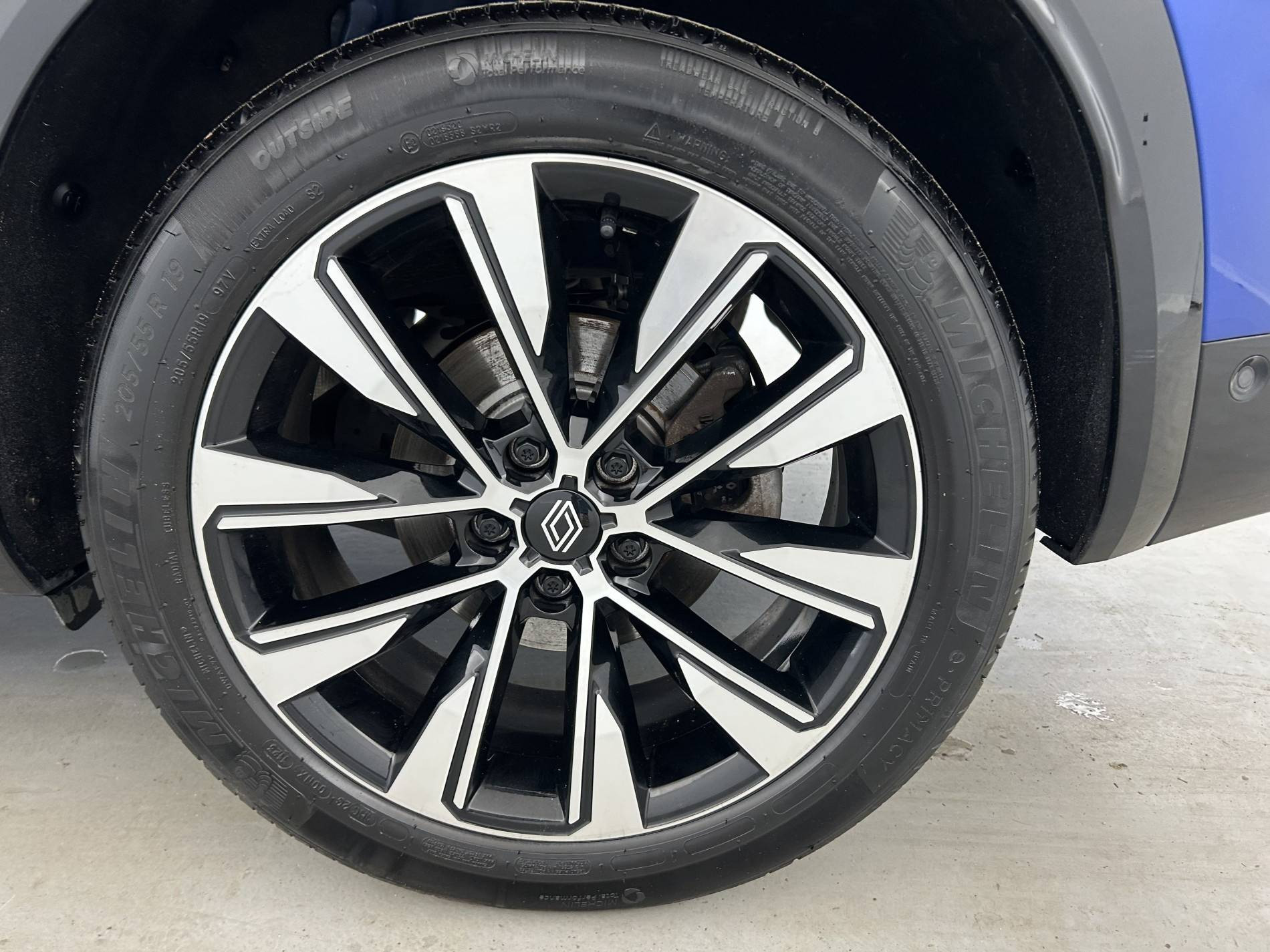 Vente en ligne Renault Austral  E-Tech hybrid 200 au prix de 27 490 €