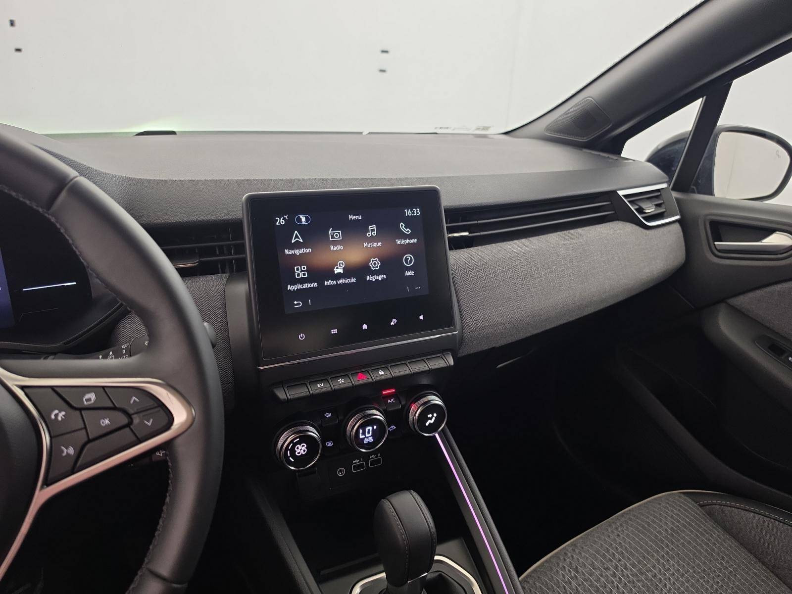 Vente en ligne Renault Clio 5 Clio E-Tech full hybrid 145 ch GSR2 au prix de 19 490 €