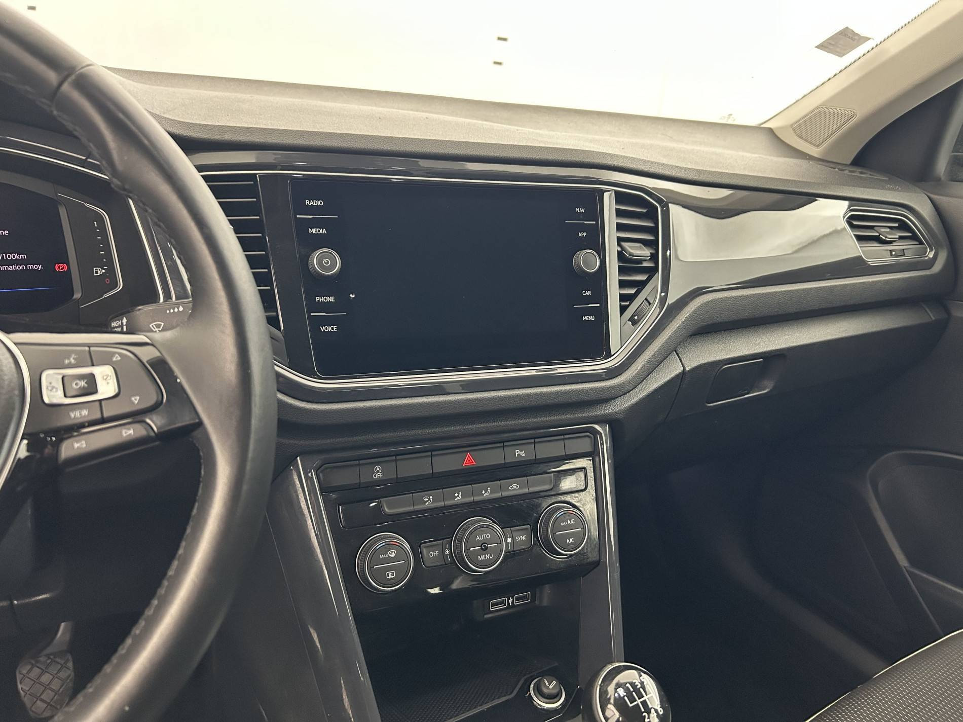 Vente en ligne Volkswagen T-Roc  1.5 TSI 150 EVO Start/Stop BVM6 au prix de 15 990 €