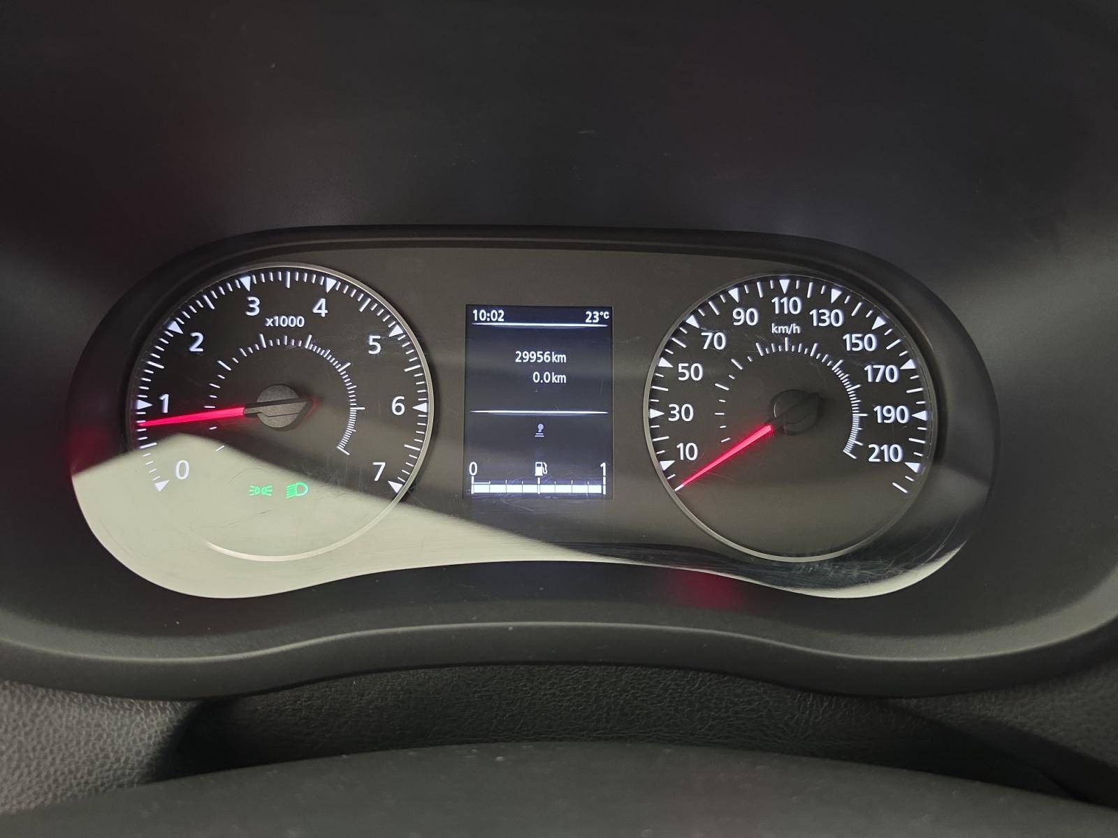 Vente en ligne Renault Master Fourgon MASTER FGN TRAC F3500 L3H3 BLUE DCI 135 au prix de 25 900 €