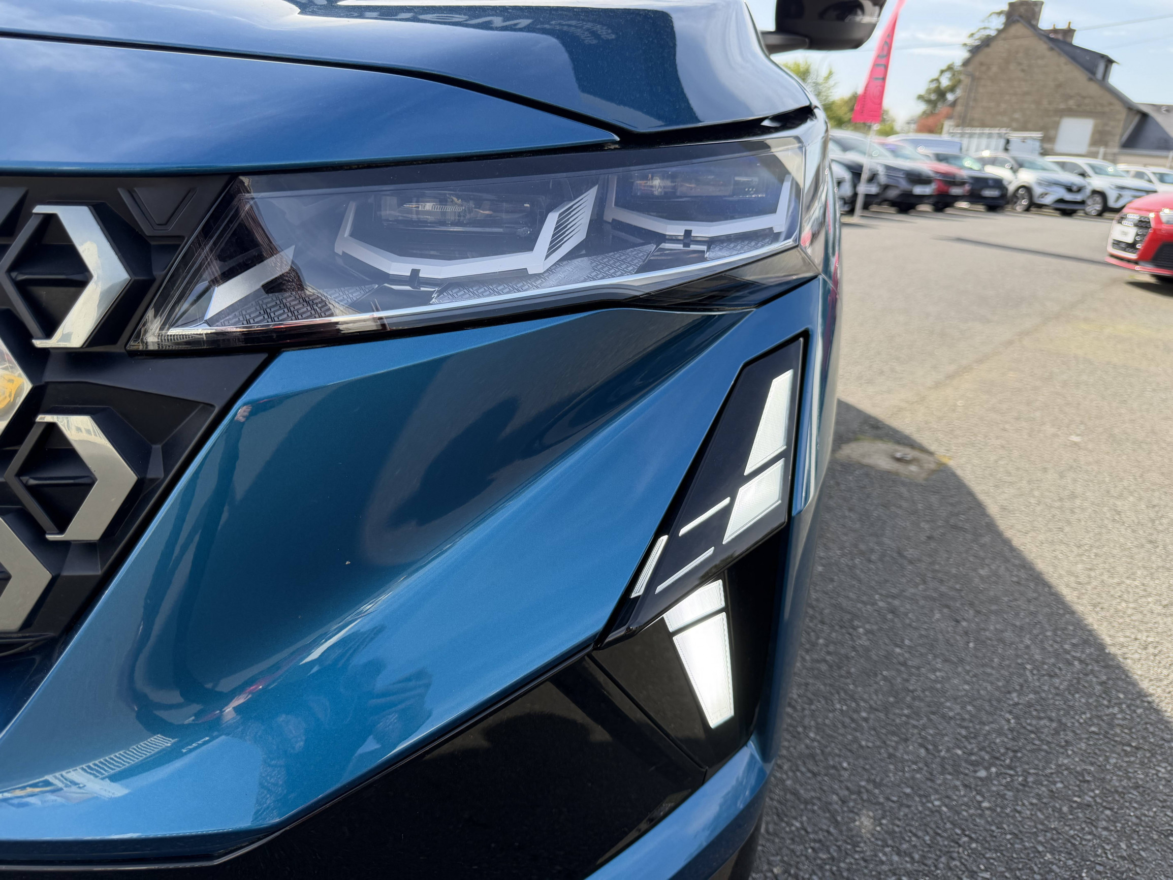 Vente en ligne Renault Austral  full hybrid E-Tech 200 ch au prix de 37 790 €