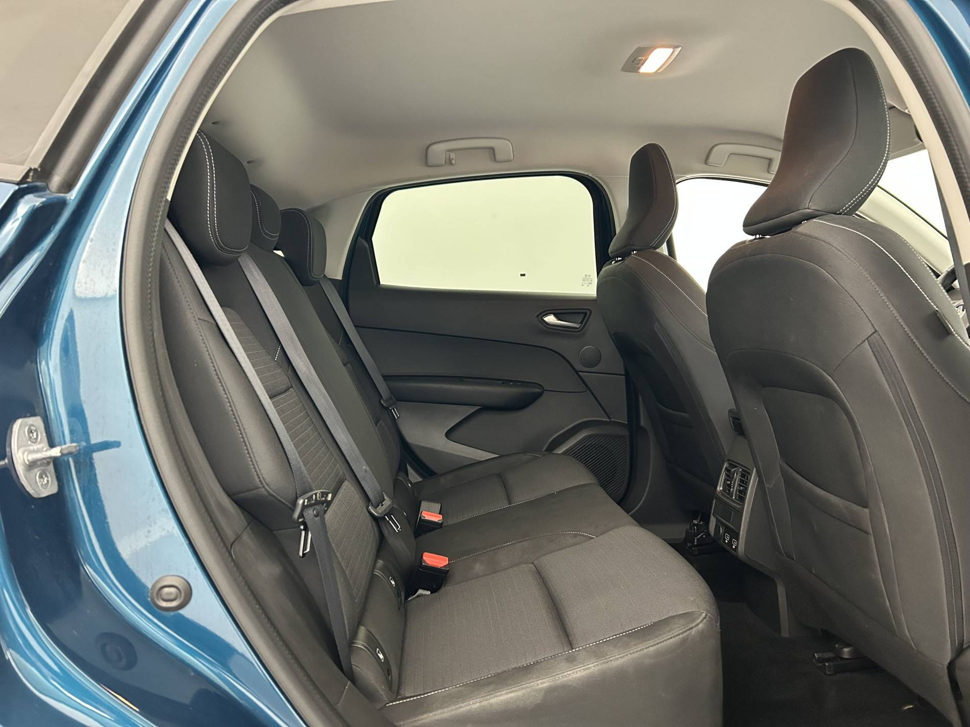 Vente en ligne Renault Arkana  mild hybrid 140 EDC FAP - 22 au prix de 17 490 €