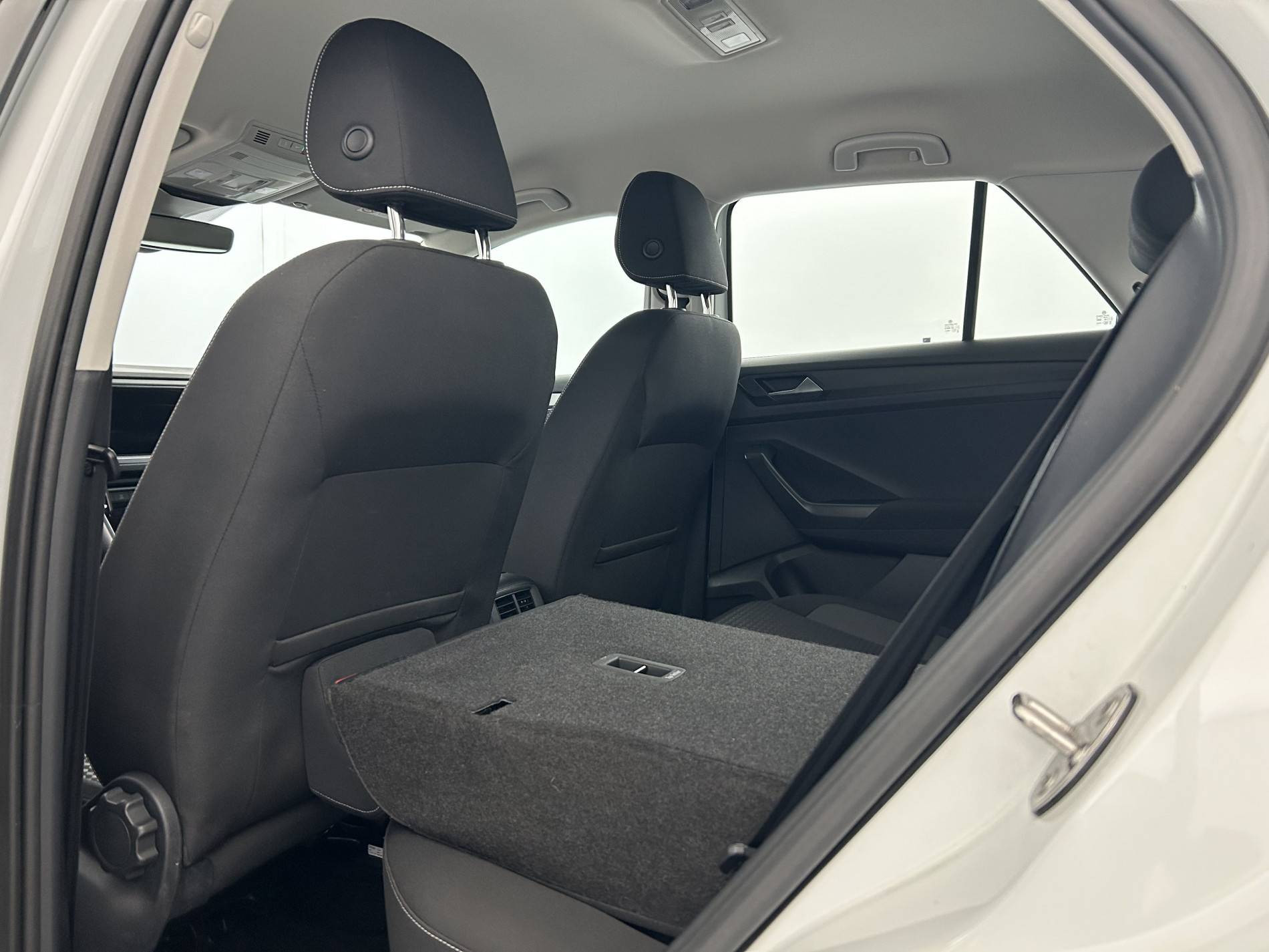 Vente en ligne Volkswagen T-Roc  1.5 TSI 150 EVO Start/Stop DSG7 au prix de 21 990 €