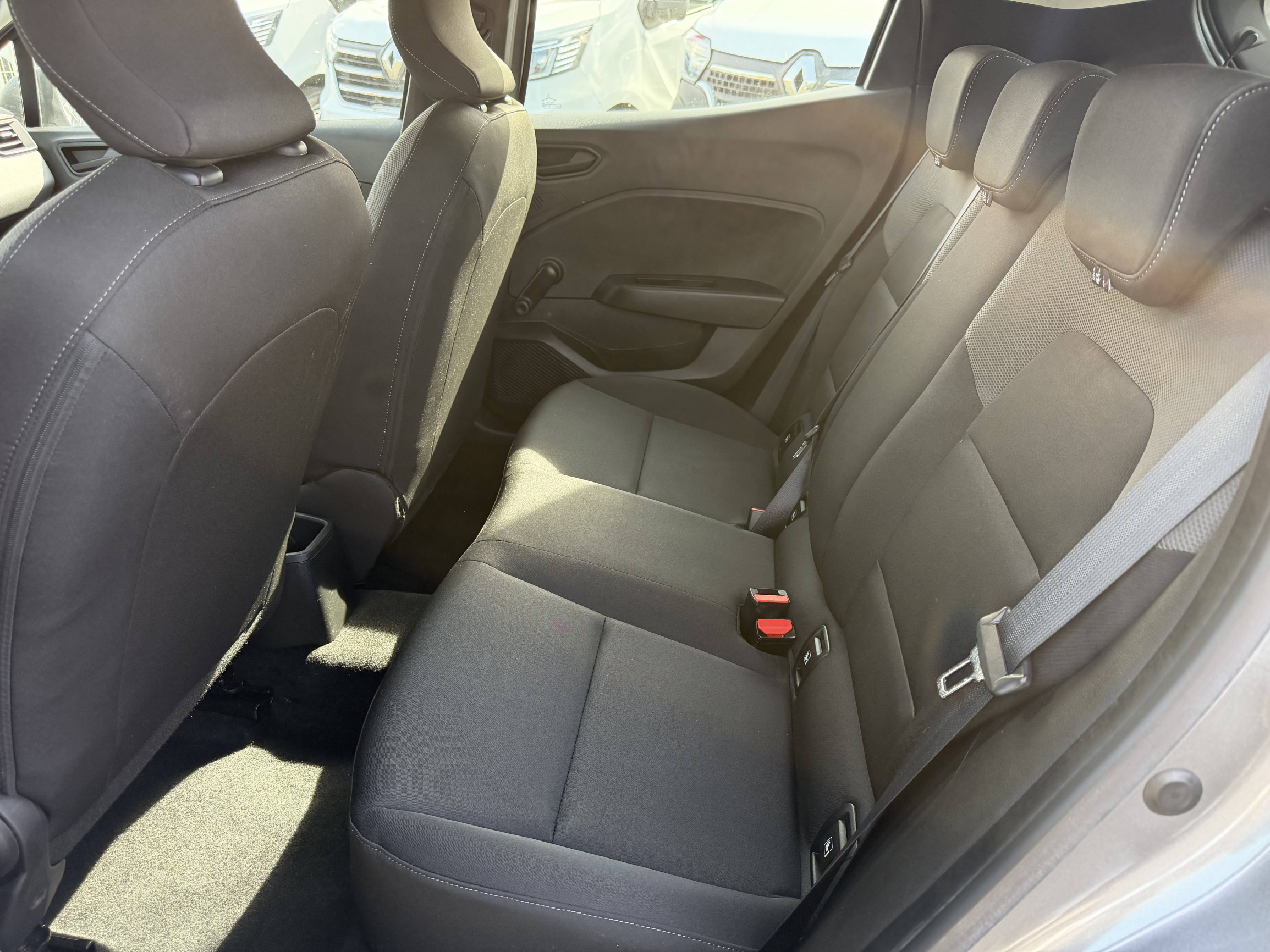 Vente en ligne Renault Clio 5 Clio SCe 65 au prix de 13 190 €