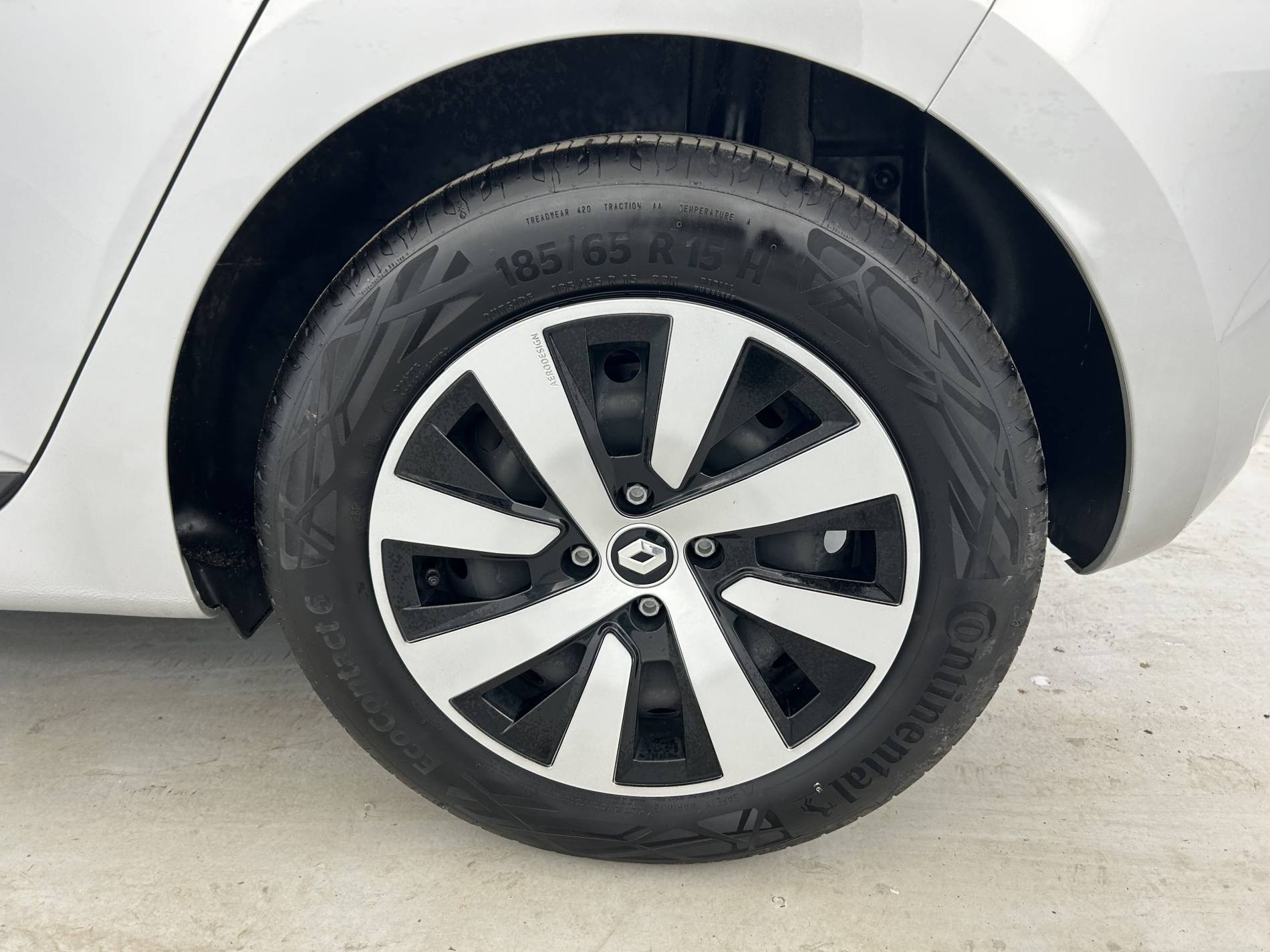 Vente en ligne Renault Clio 5 Clio TCe 90 au prix de 14 990 €