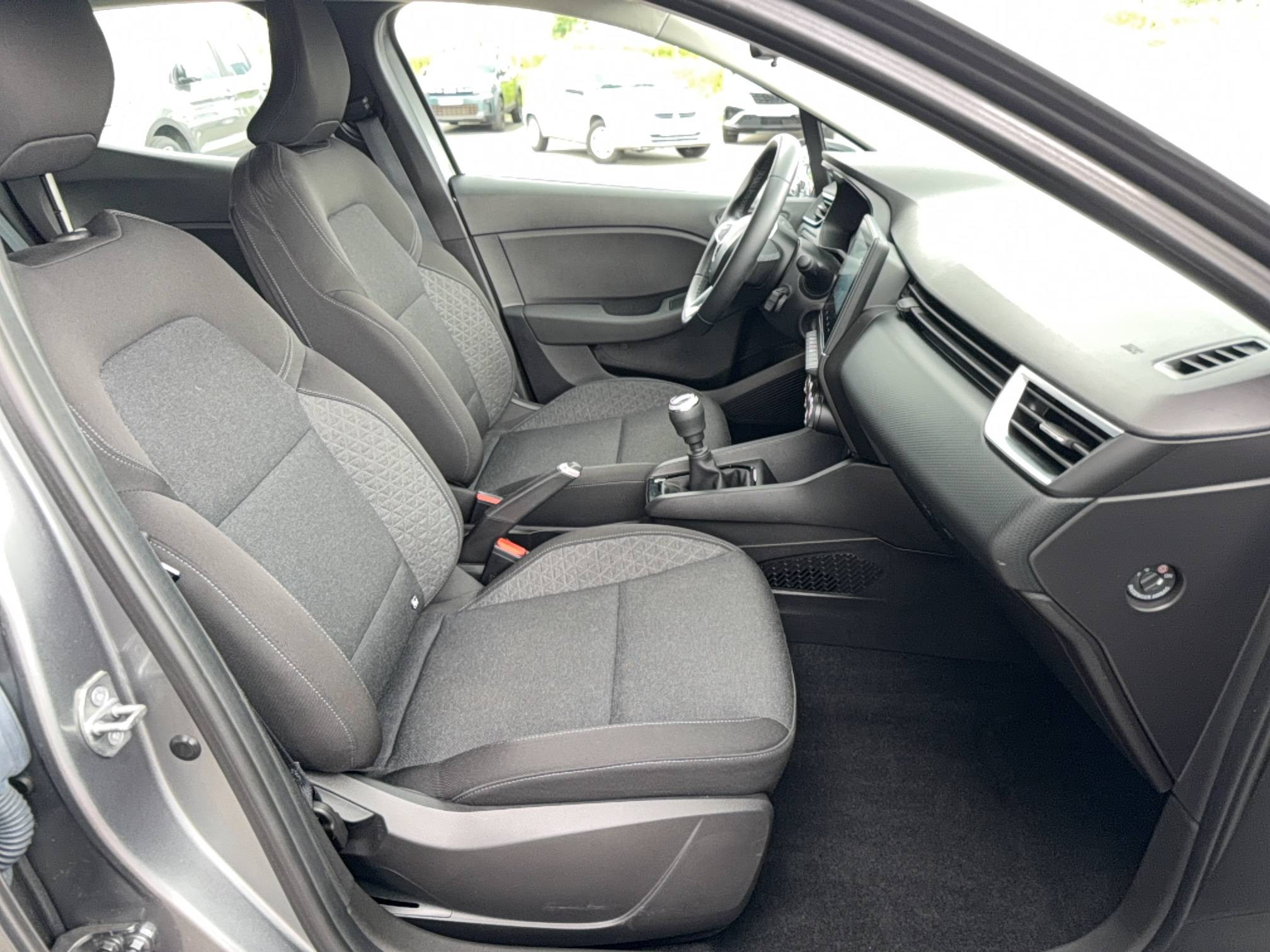 Vente en ligne Renault Clio 5 Clio TCe 90 au prix de 14 990 €