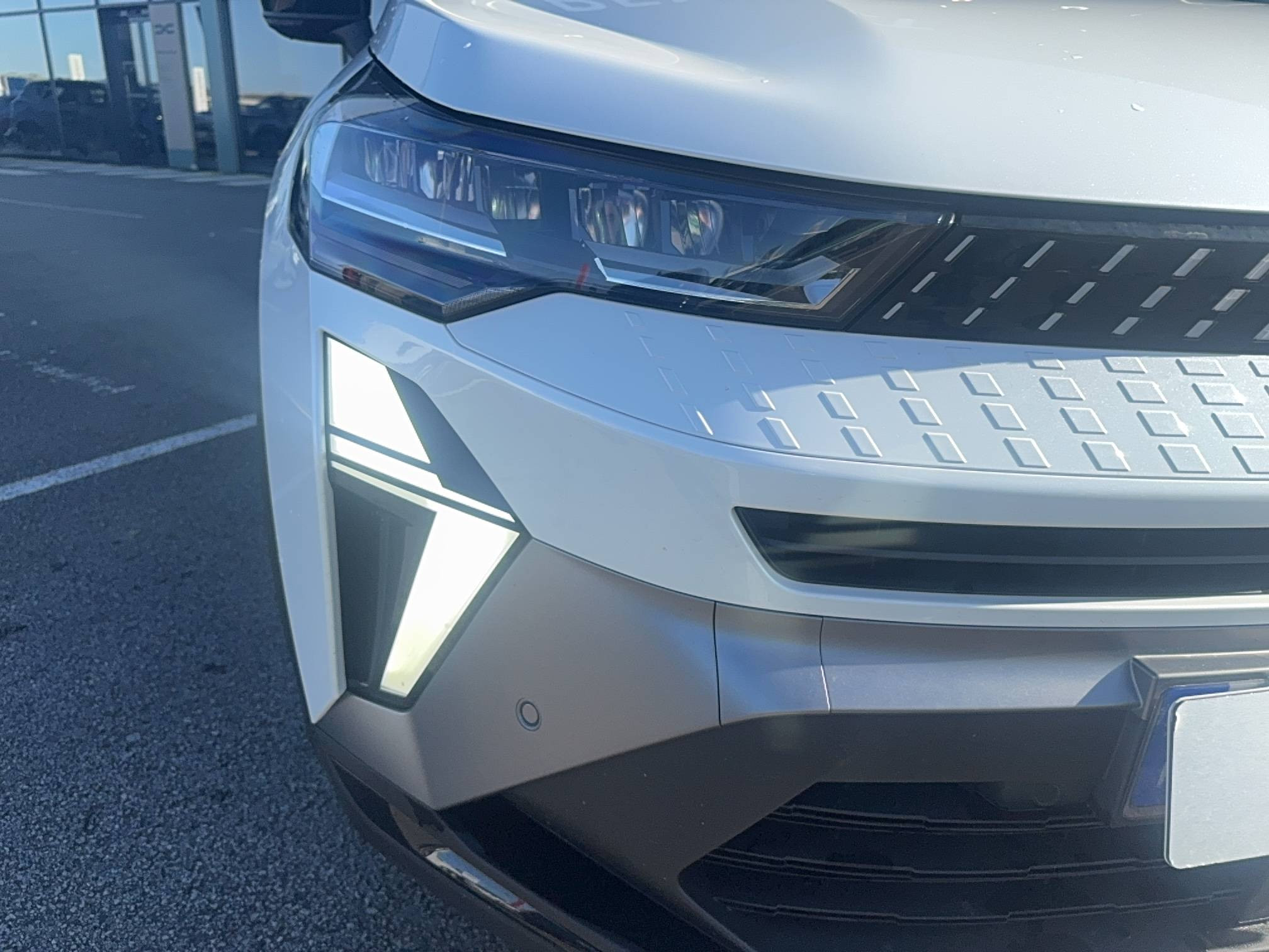 Vente en ligne Renault Captur  E-Tech full hybrid 160 ch au prix de 30 900 €