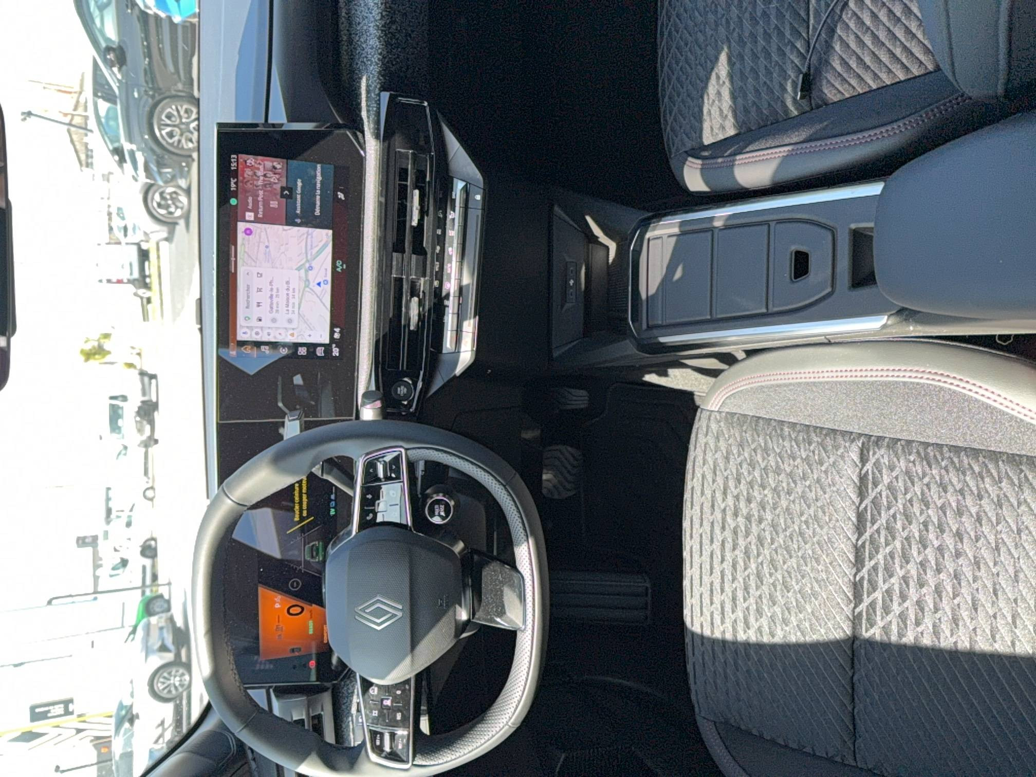 Vente en ligne Renault Clio 6 Clio E-Tech full hybrid 160 ch au prix de 25 500 €