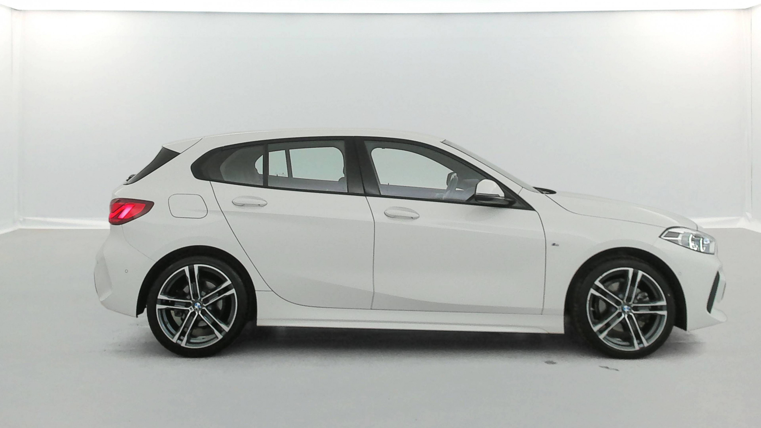 Vente en ligne Bmw Série 1 116i 109 ch au prix de 20 790 €
