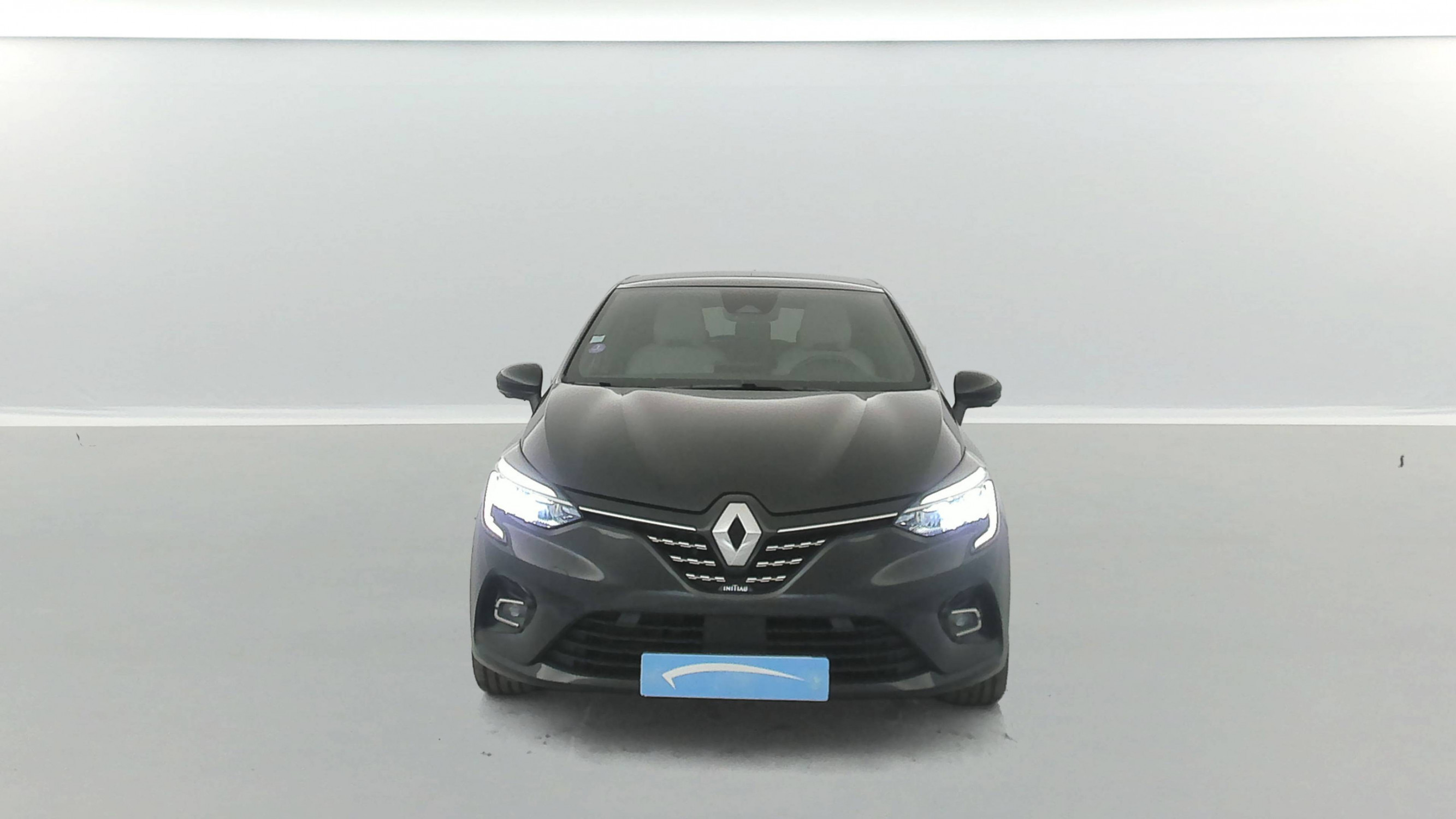 Vente en ligne Renault Clio 5 Clio E-Tech 140 - 21N au prix de 18 790 €