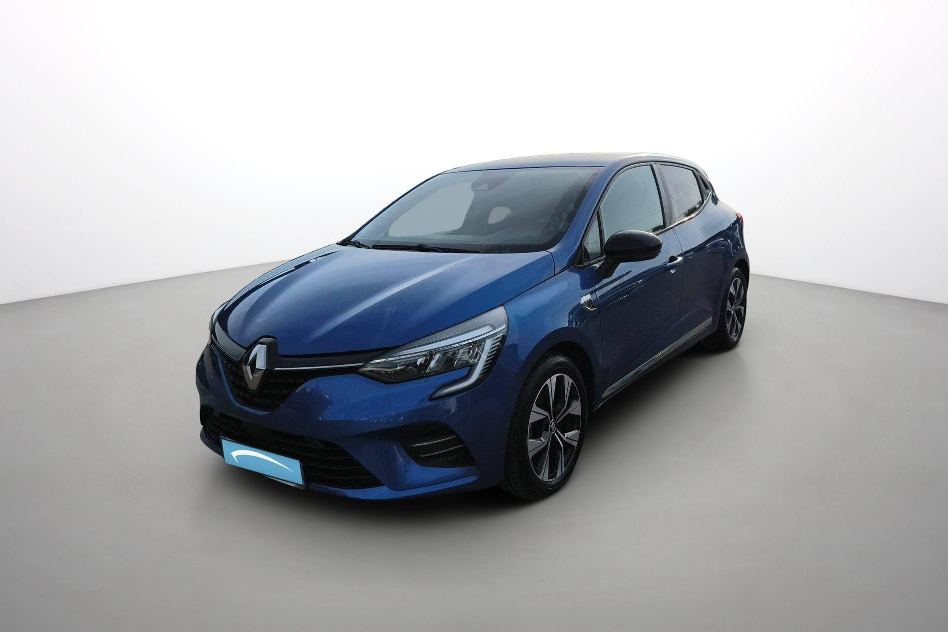 Vente en ligne Renault Clio 5 Clio E-Tech 140 - 21N au prix de 15 990 €