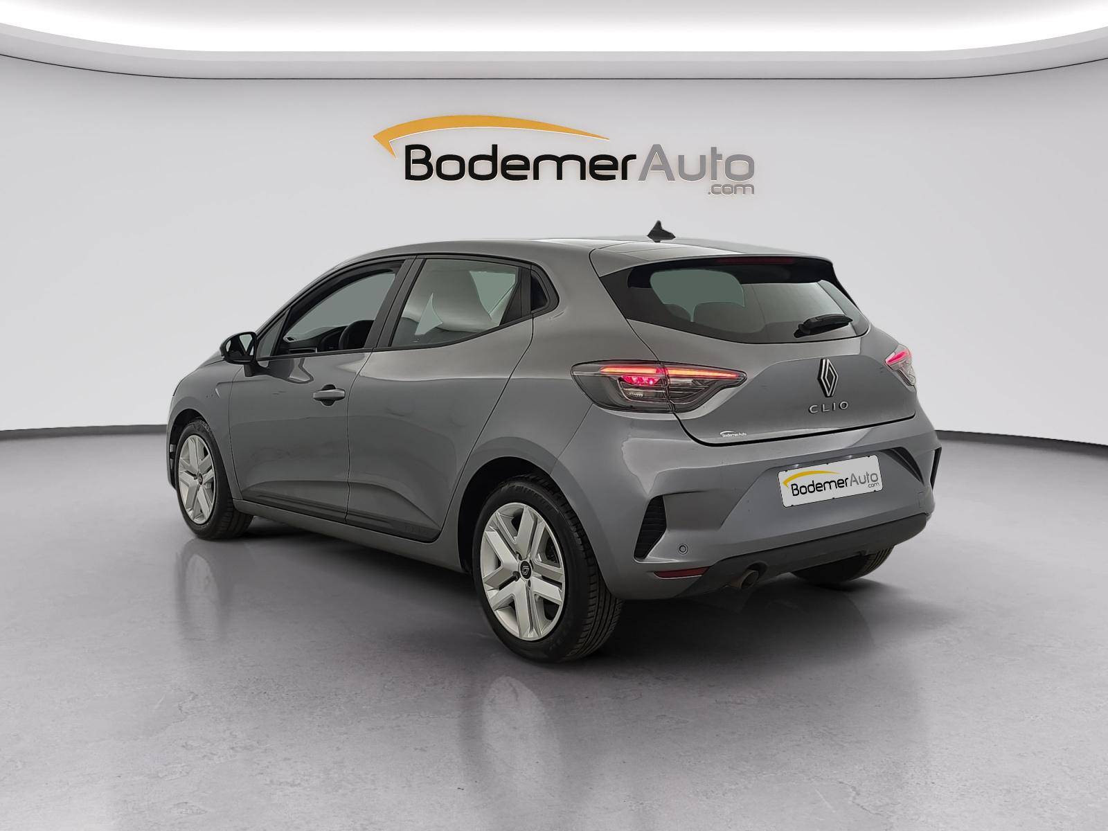 Vente en ligne Renault Clio 5 Clio TCe 90 au prix de 14 690 €