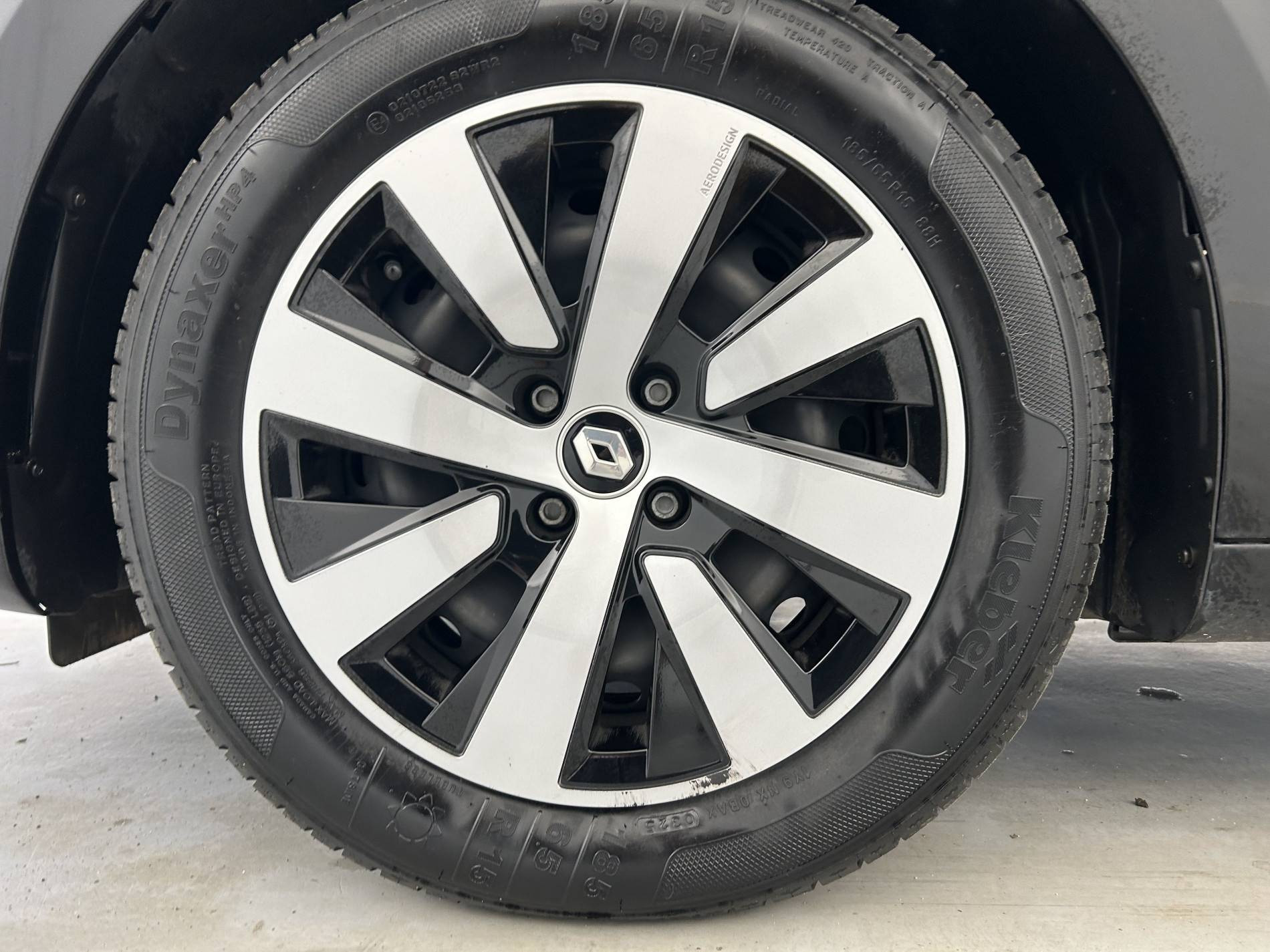 Vente en ligne Renault Clio 5 Clio TCe 90 au prix de 13 190 €