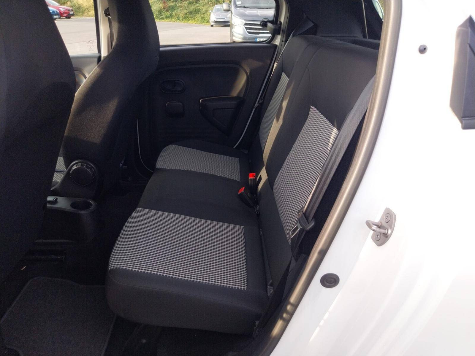 Vente en ligne Renault Twingo Electrique Twingo III E-Tech au prix de 12 390 €