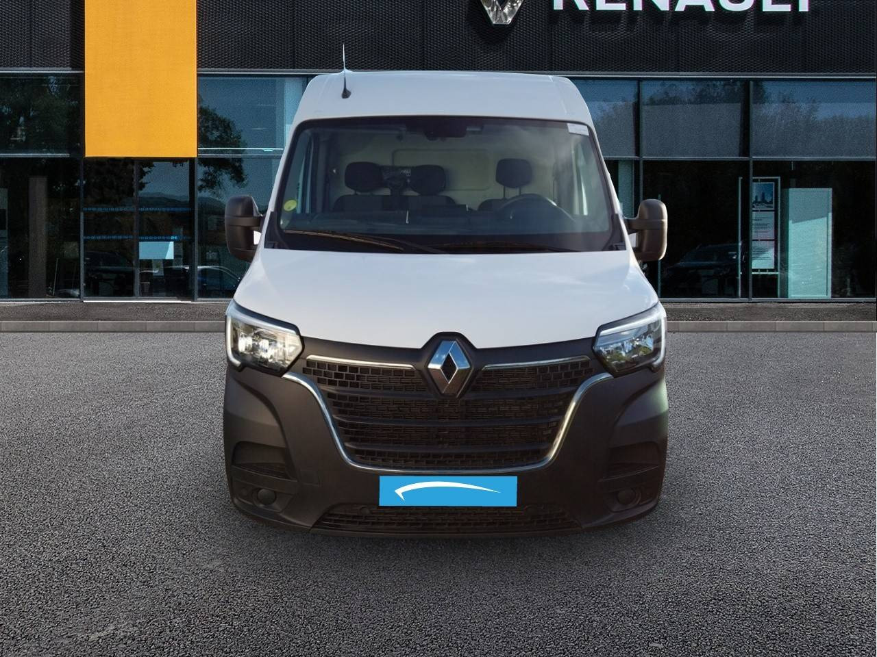 Vente en ligne Renault Master Fourgon MASTER FGN TRAC F3500 L2H2 BLUE DCI 135 au prix de 25 890 €