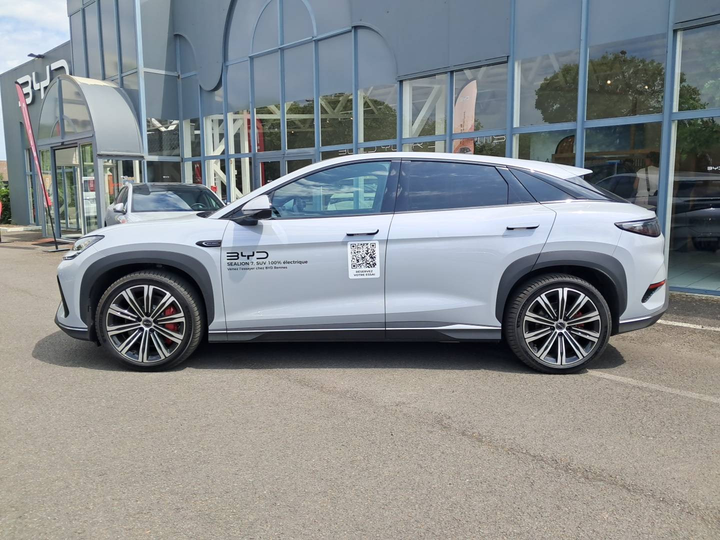 Vente en ligne Byd Sealion 7  91.3 kWh 530ch AWD au prix de 48 990 €