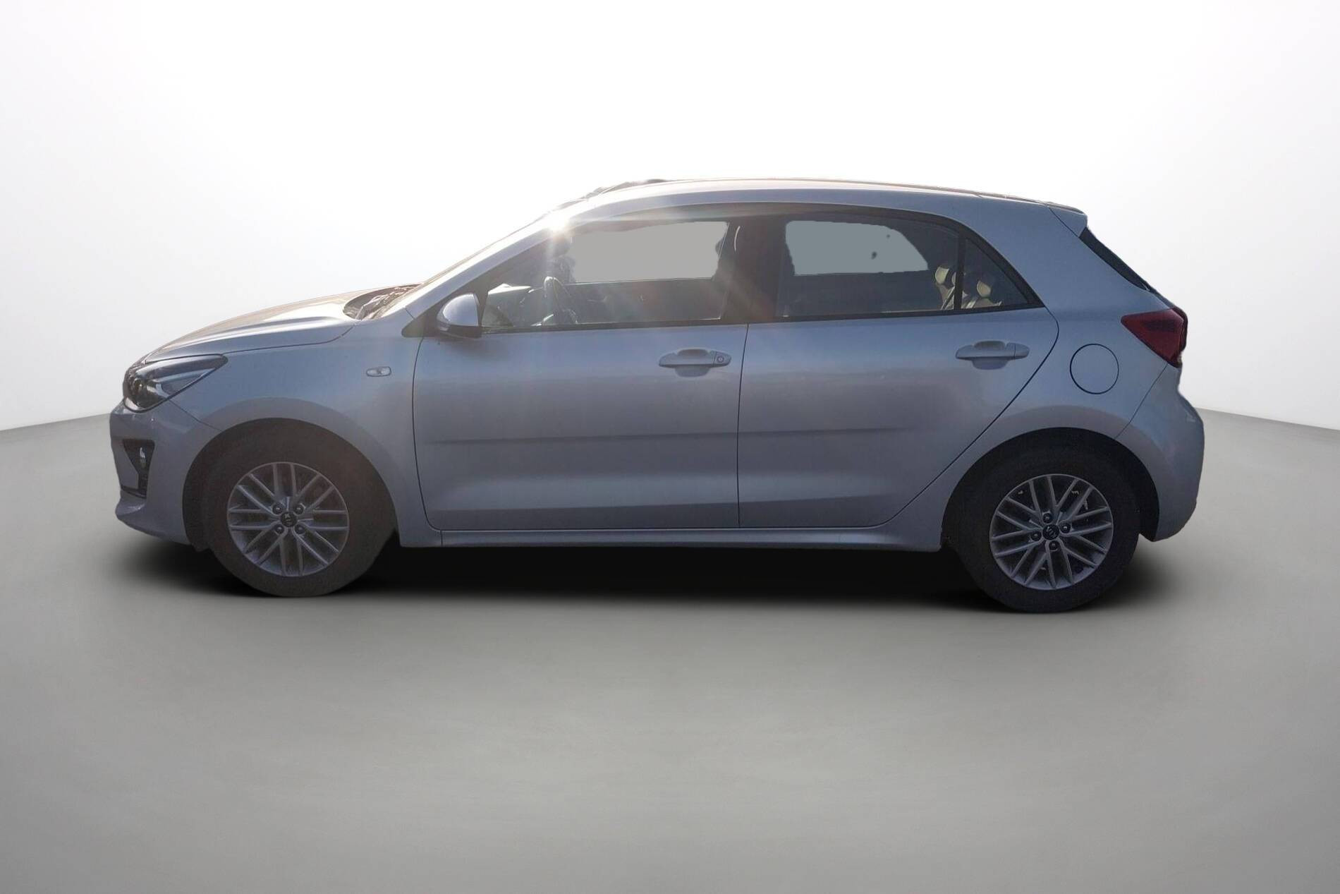 Vente en ligne Kia Rio  1.2 DPi 84ch BVM5 au prix de 12 990 €