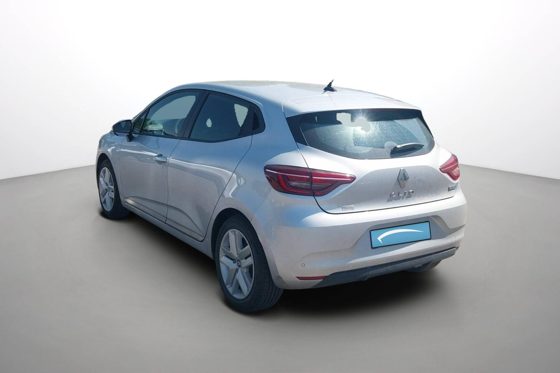 Vente en ligne Renault Clio 5 Clio E-Tech 140 - 21N au prix de 16 490 €