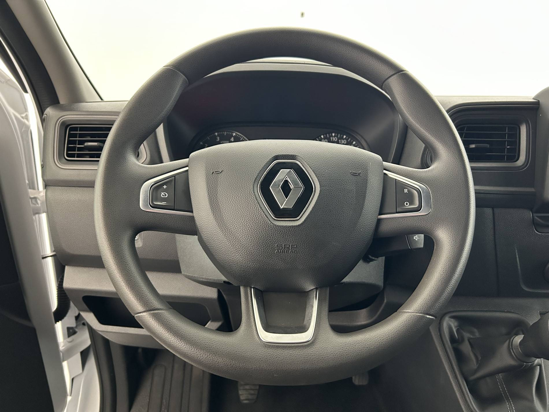 Vente en ligne Renault Master Fourgon MASTER FGN TRAC F3500 L2H2 BLUE DCI 135 au prix de 25 999 €