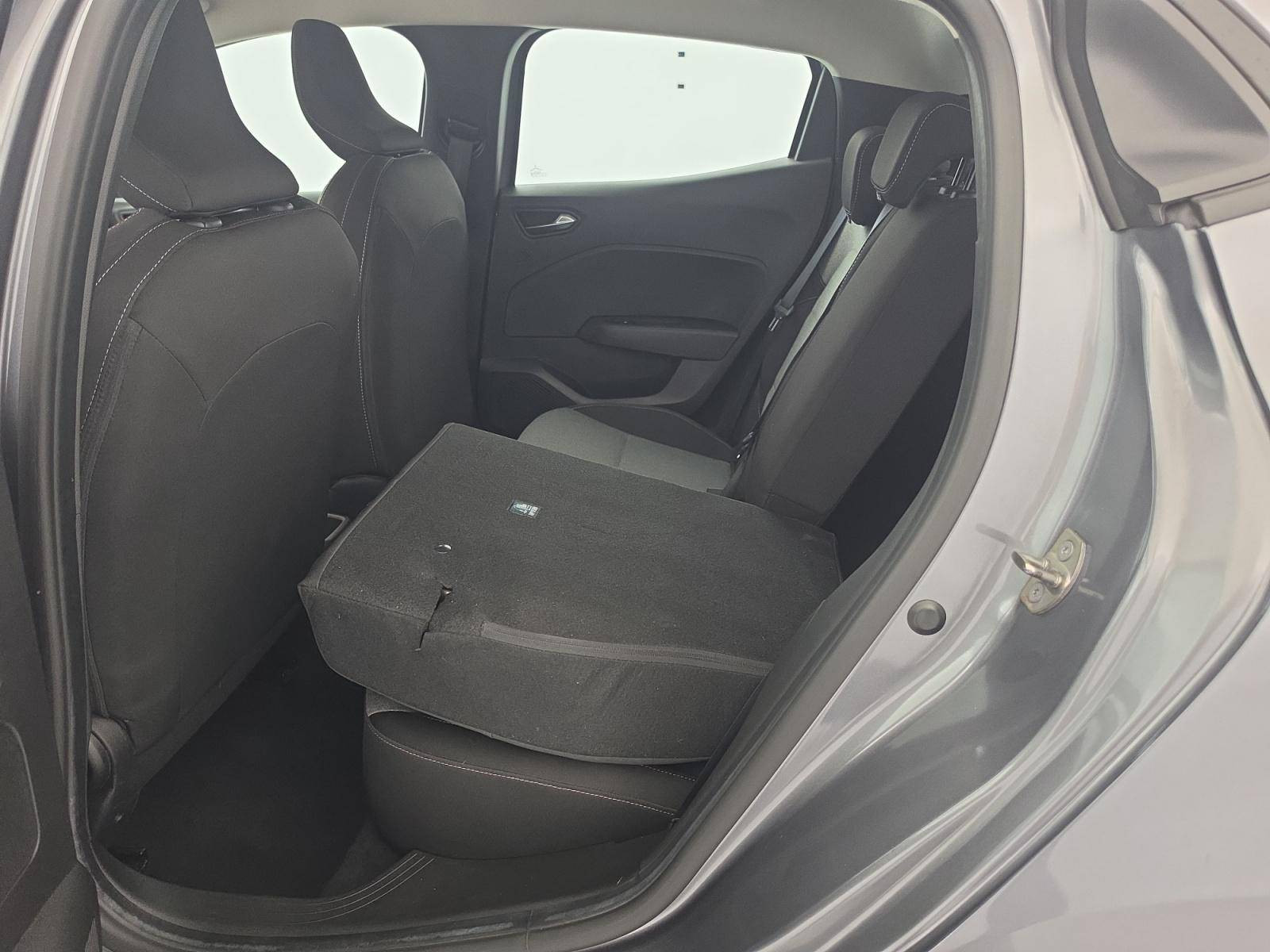 Vente en ligne Renault Clio 5 Clio TCe 90 au prix de 14 590 €
