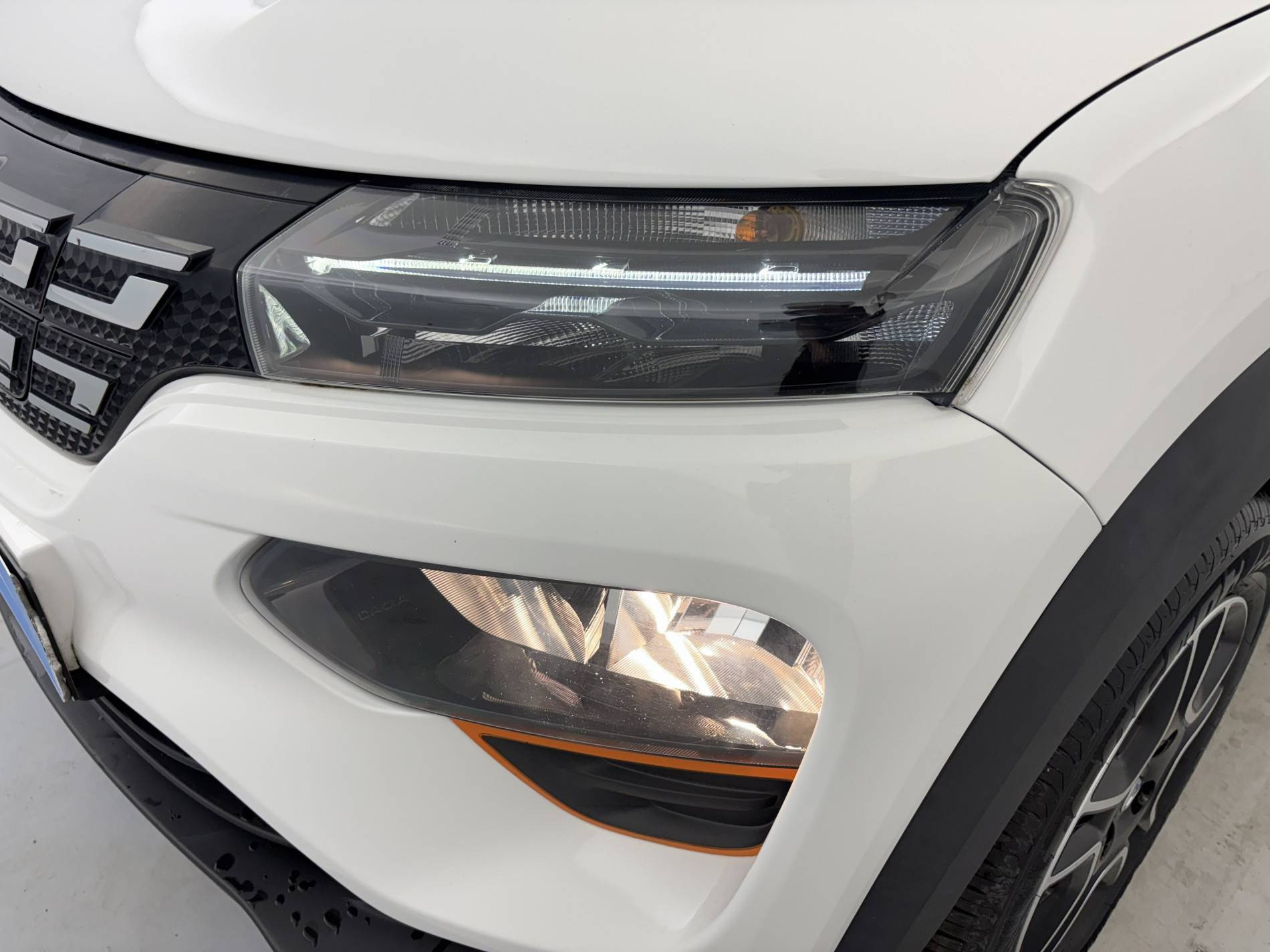 Vente en ligne Dacia Spring  Achat Intégral au prix de 10 790 €