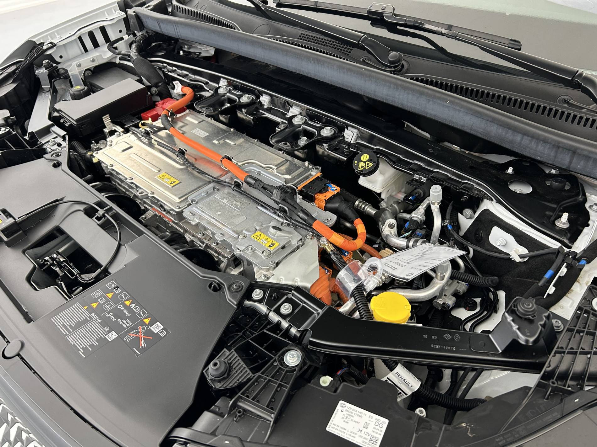 Vente en ligne Renault Scenic E-Tech Scenic E-Tech électrique 220 ch grande autonomie au prix de 42 990 €