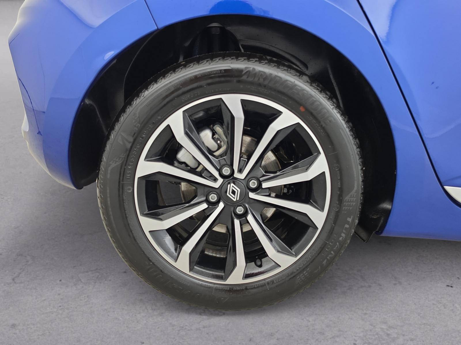 Vente en ligne Renault Clio 5 Clio E-Tech full hybrid 145 ch GSR2 au prix de 20 990 €