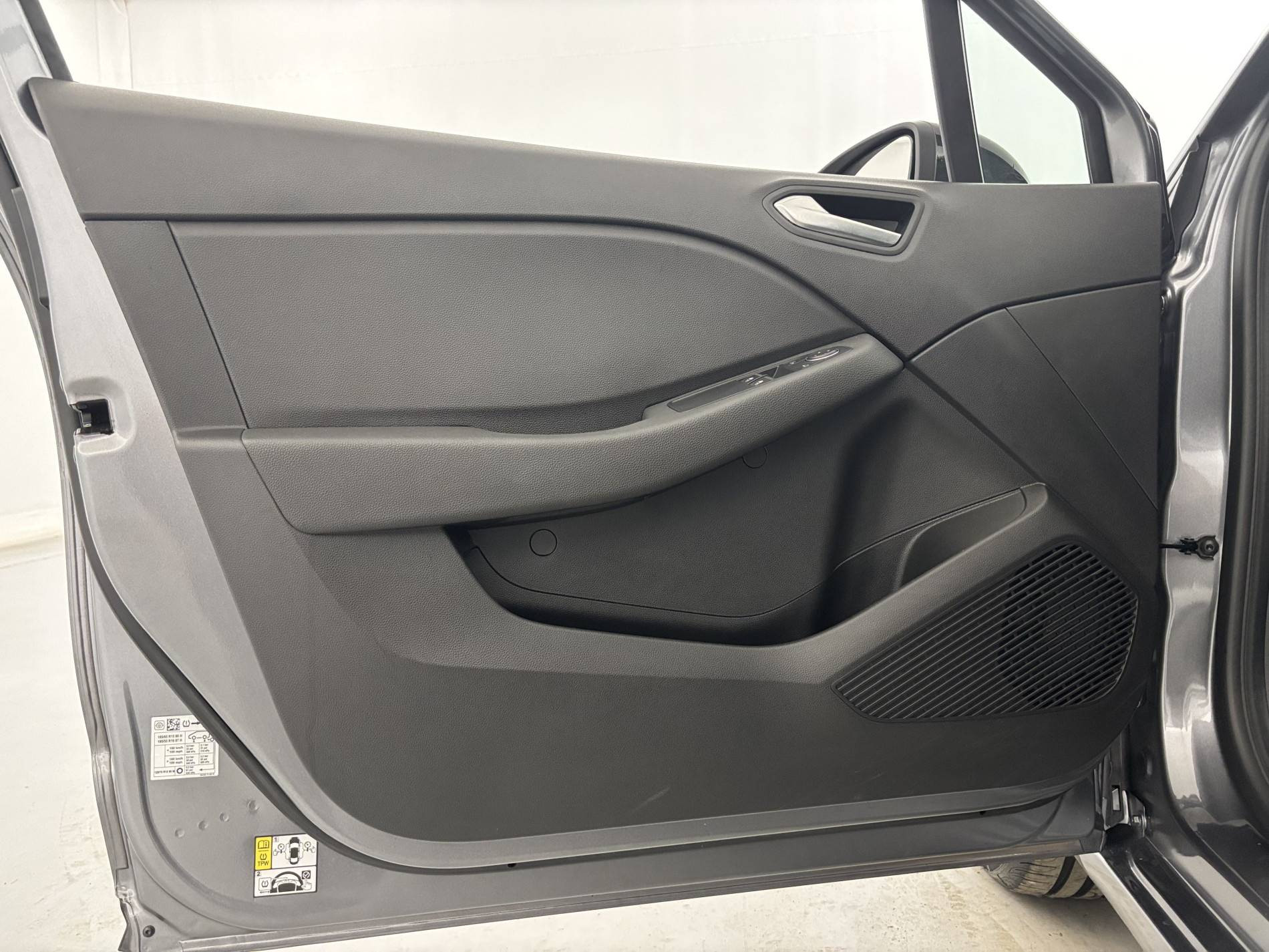 Vente en ligne Renault Clio 5 Clio E-Tech full hybrid 145 ch GSR2 au prix de 18 490 €