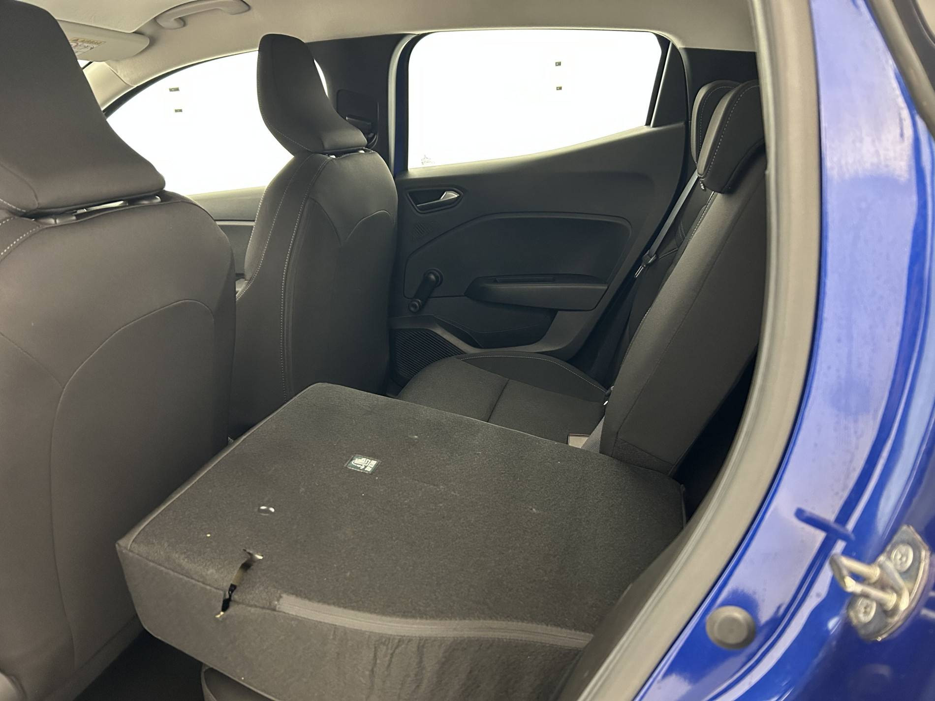 Vente en ligne Renault Clio 5 Clio TCe 90 au prix de 14 490 €