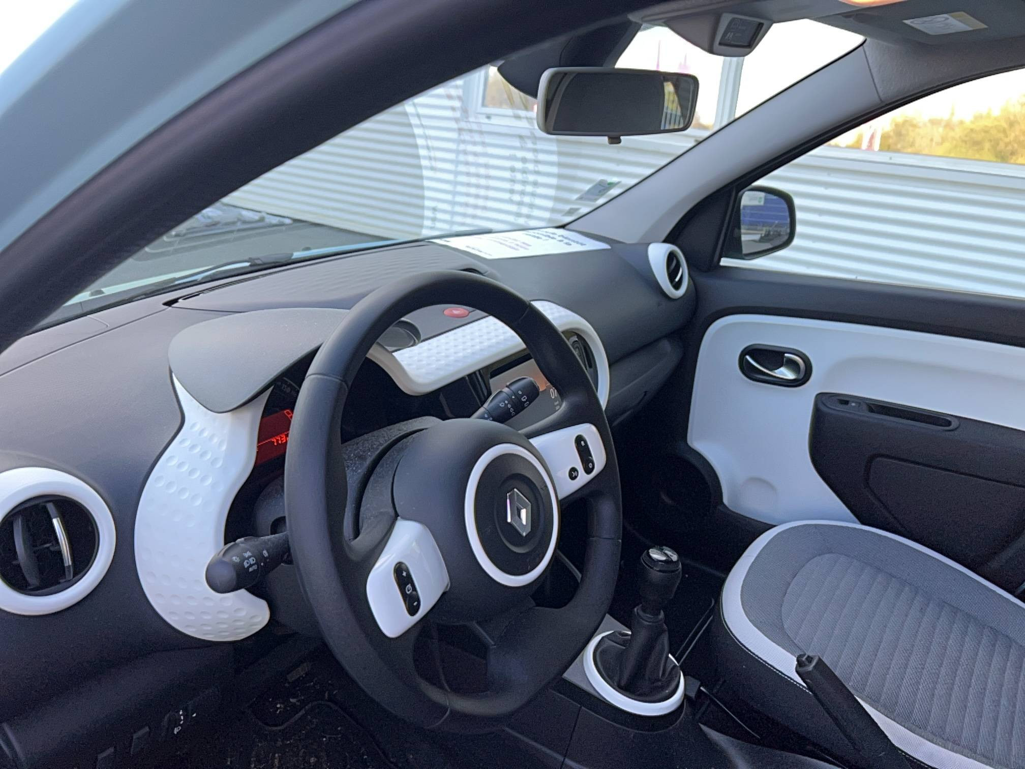 Vente en ligne Renault Twingo 3  SCe 65 au prix de 14 590 €