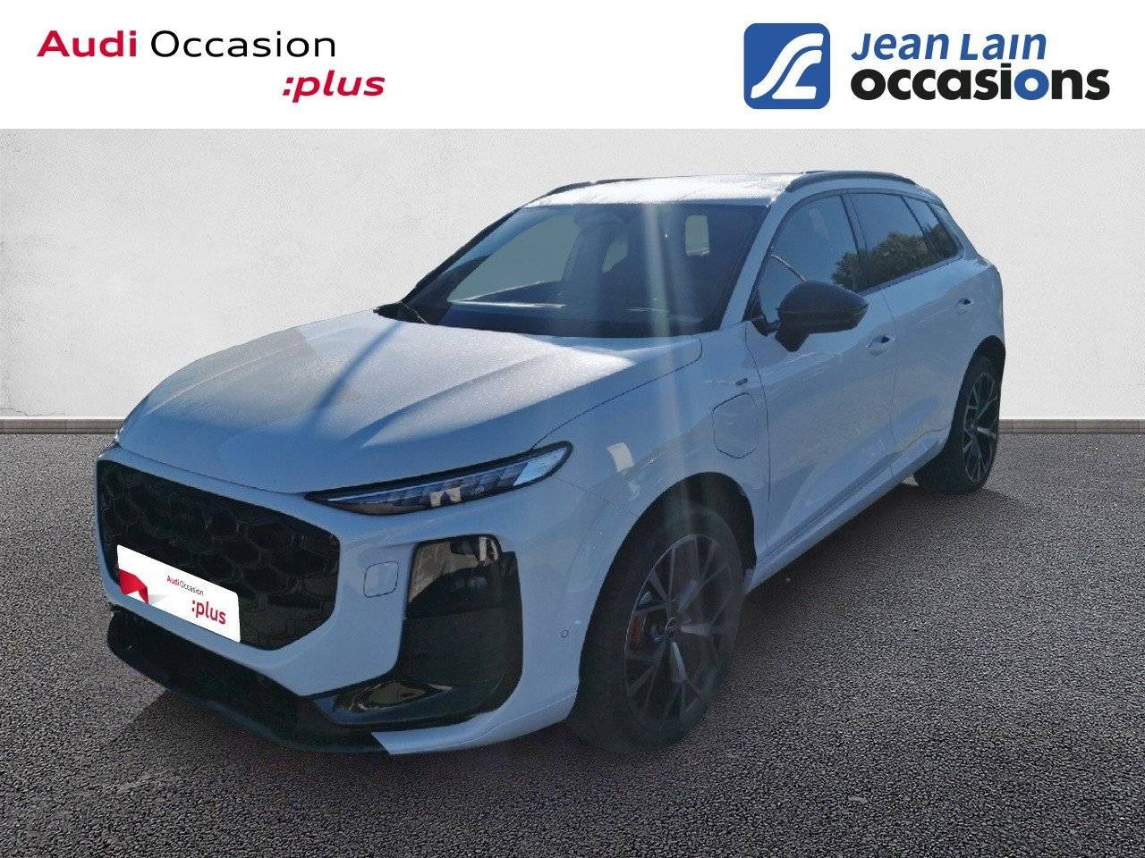 Vente en ligne AUDI Q3 HYBRIDE Q3 e-hybrid 272 ch S tronic 6 S line de 2025 au prix de 68 900 €