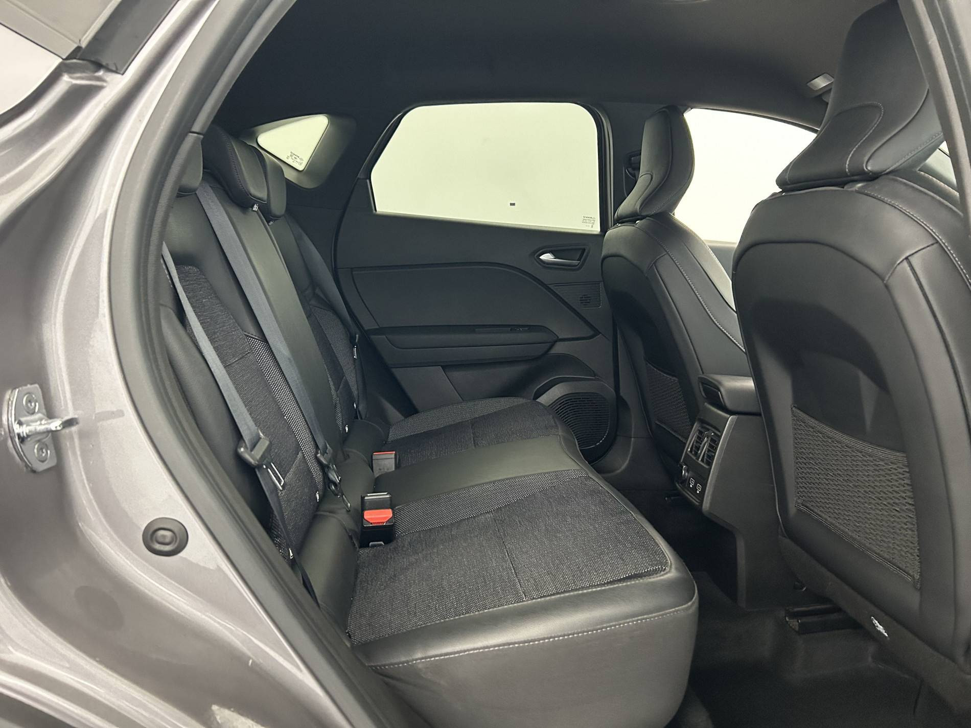 Vente en ligne Renault Captur  E-Tech 145 au prix de 17 990 €