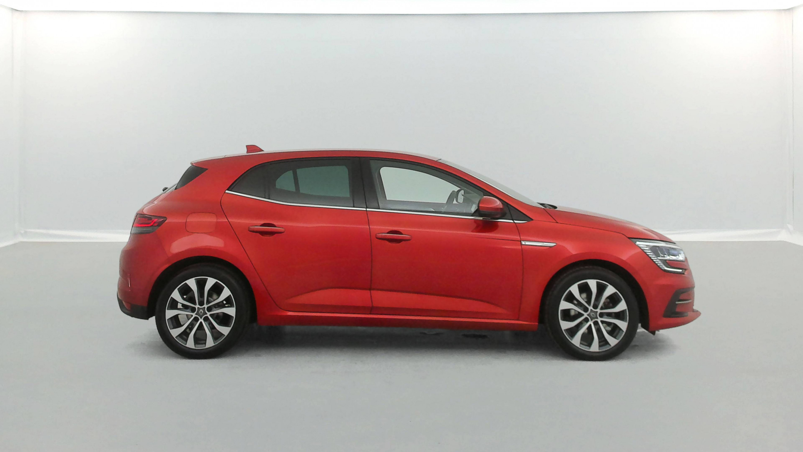 Vente en ligne Renault Megane 4  Blue dCi 115 EDC au prix de 18 785 €