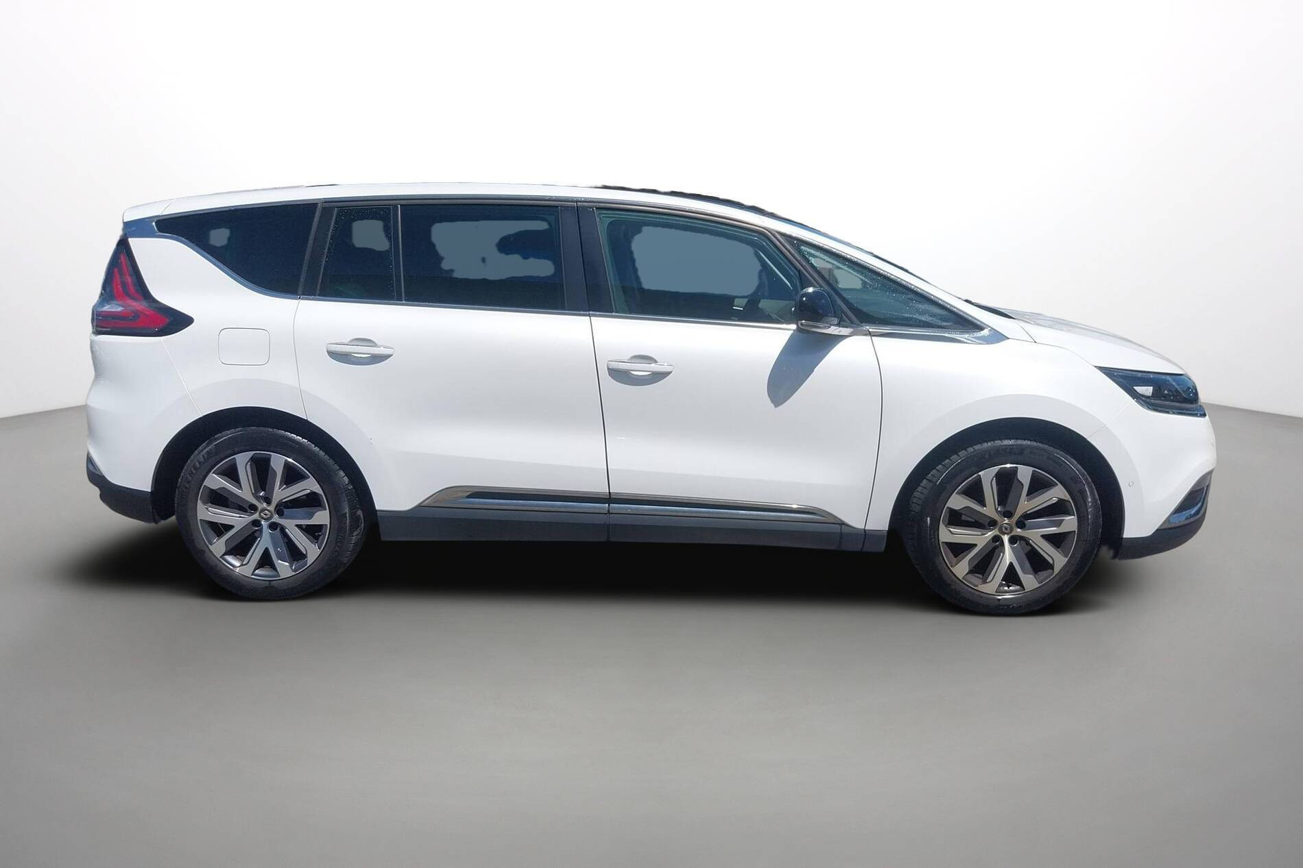 Vente en ligne Renault Espace 5 Espace dCi 160 Energy Twin Turbo au prix de 16 990 €