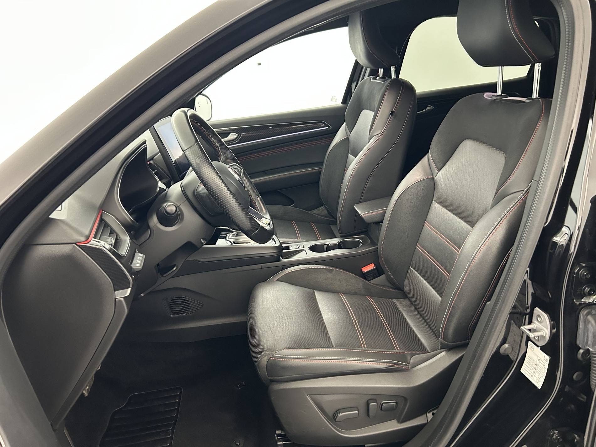 Vente en ligne Renault Arkana  E-Tech hybride 145 au prix de 21 400 €