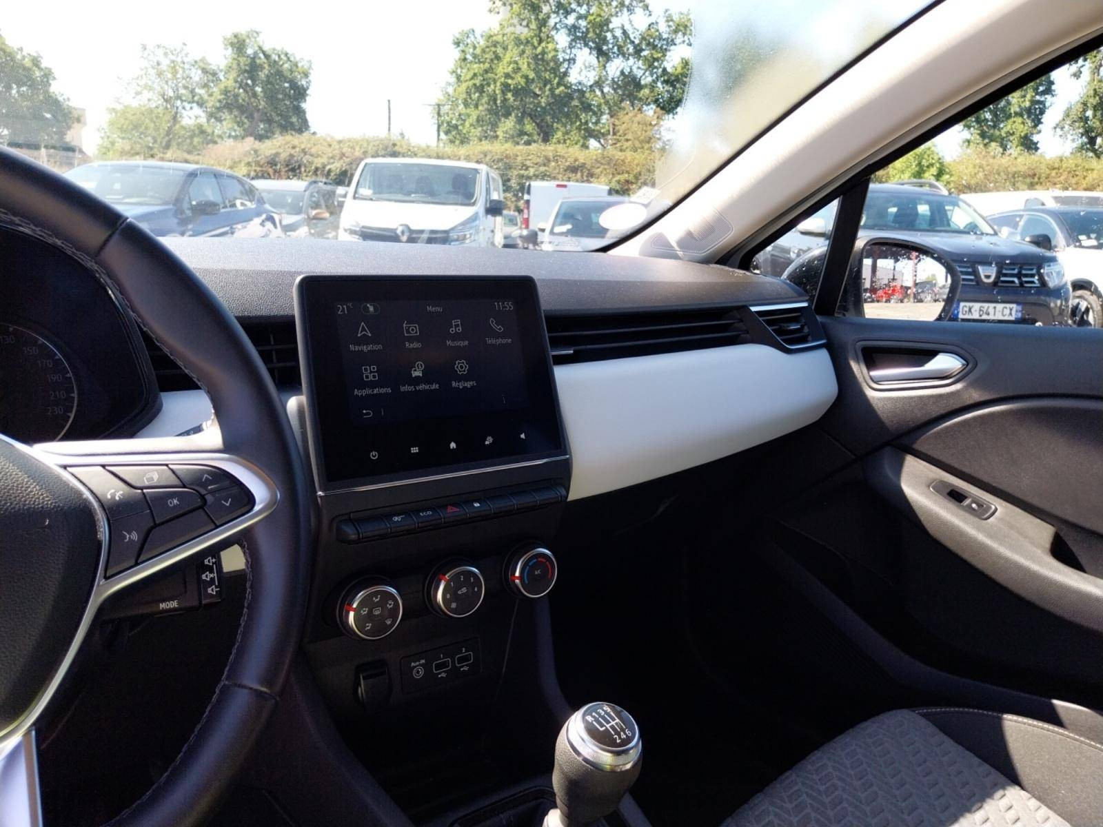 Vente en ligne Renault Clio 5 Clio TCe 100 GPL au prix de 14 370 €