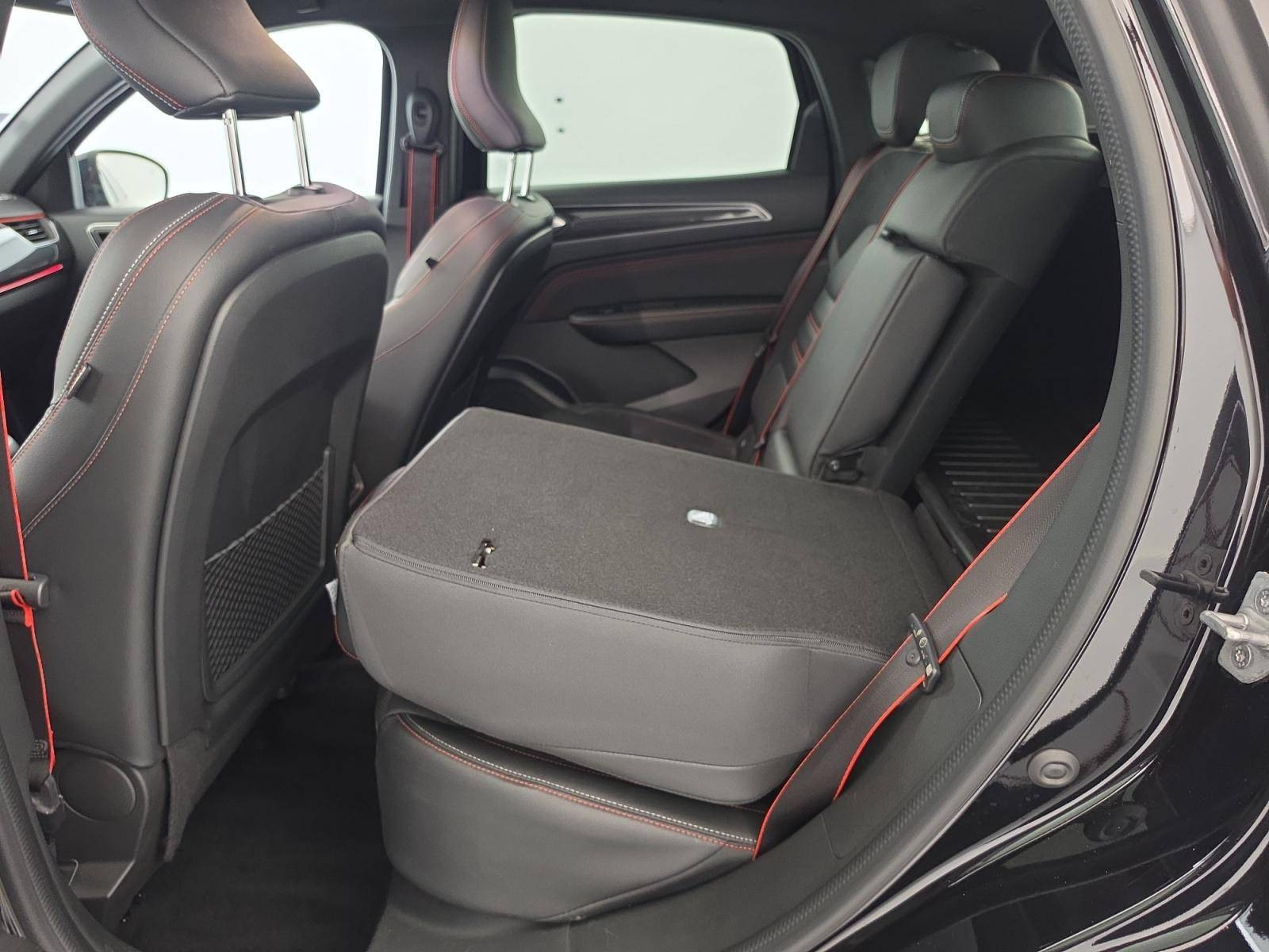 Vente en ligne Renault Arkana  E-Tech hybride 145 au prix de 21 990 €