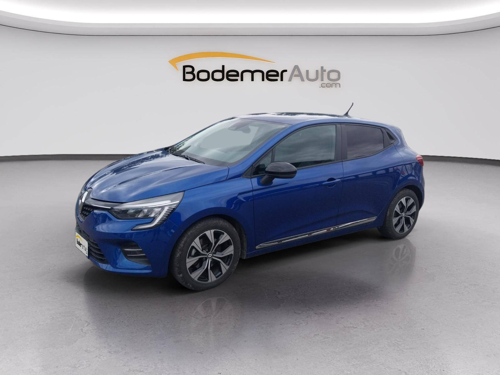 Renault Clio 5 Clio E-Tech full hybrid 145 occasion de 2023 en vente à Brest