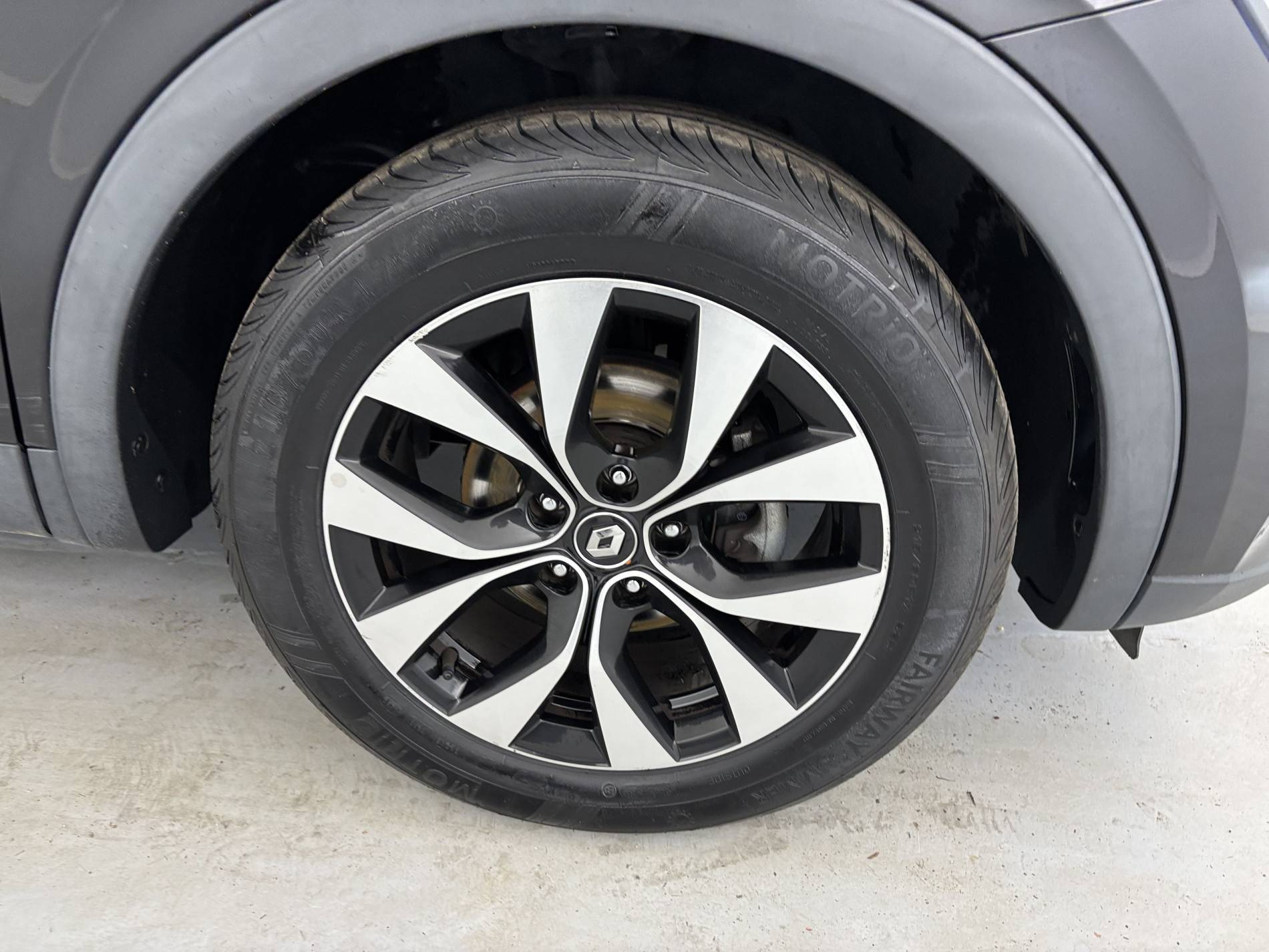 Vente en ligne Renault Arkana  mild hybrid 140 EDC FAP - 22 au prix de 16 990 €