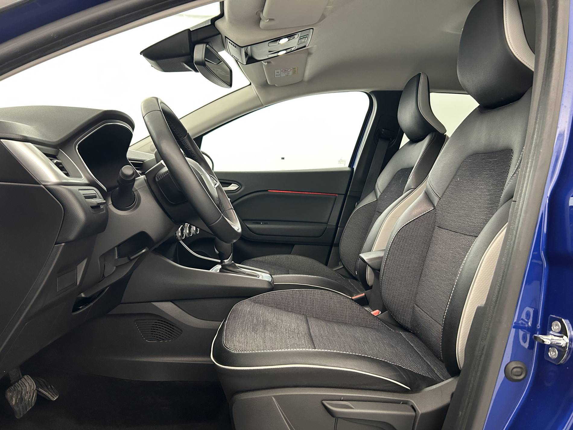 Vente en ligne Renault Captur  E-Tech hybride rechargeable 160 au prix de 18 990 €