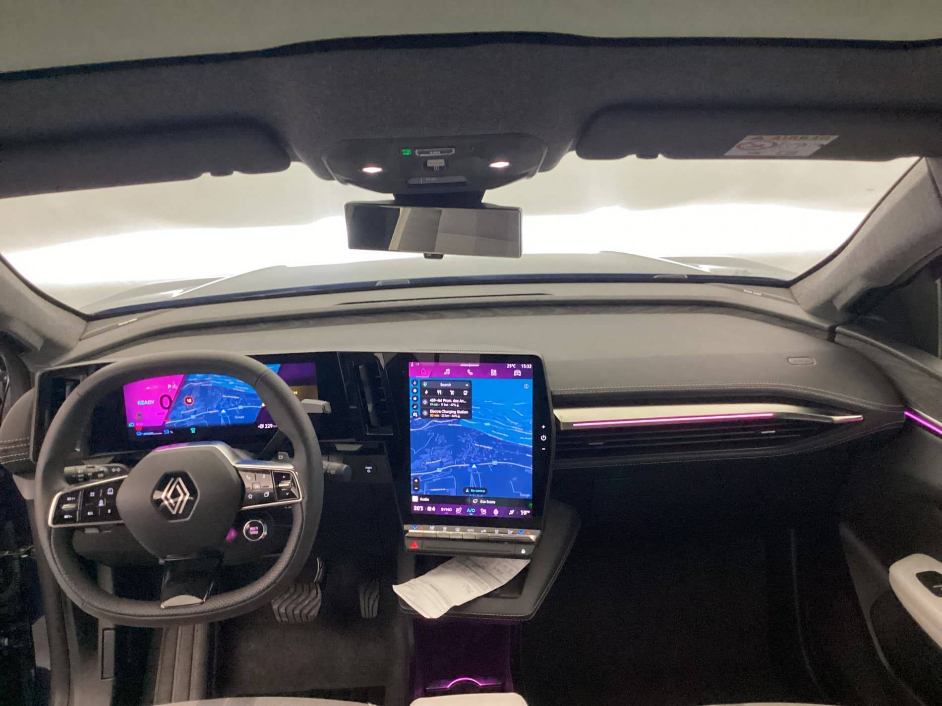 Vente en ligne Renault Scenic E-Tech Scenic E-Tech électrique 220 ch grande autonomie au prix de 39 890 €