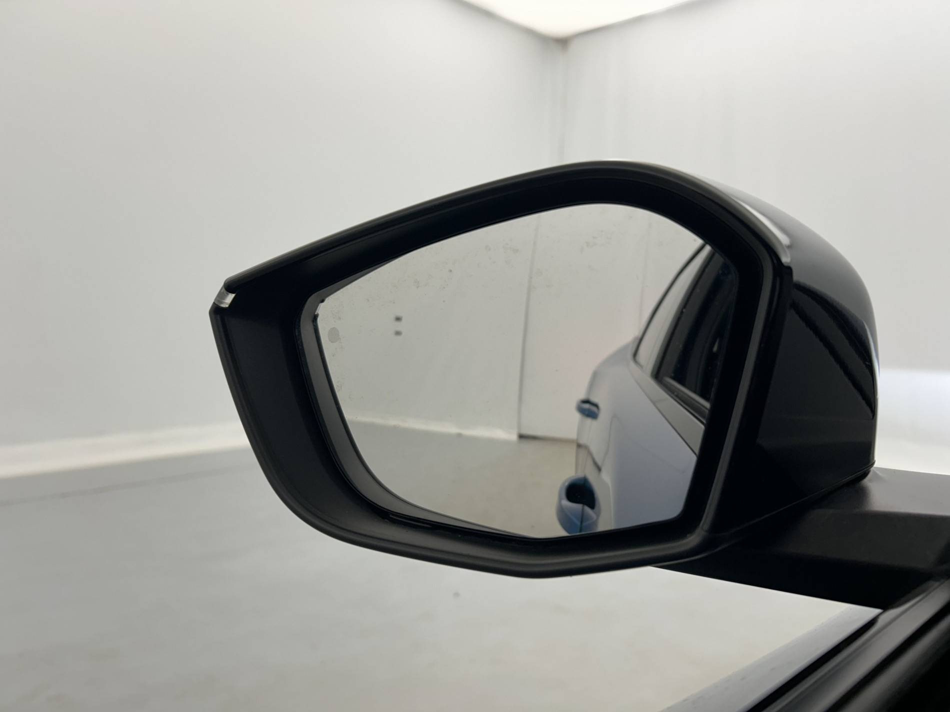 Vente en ligne Peugeot 408  PHEV 180 e-EAT8 au prix de 20 490 €