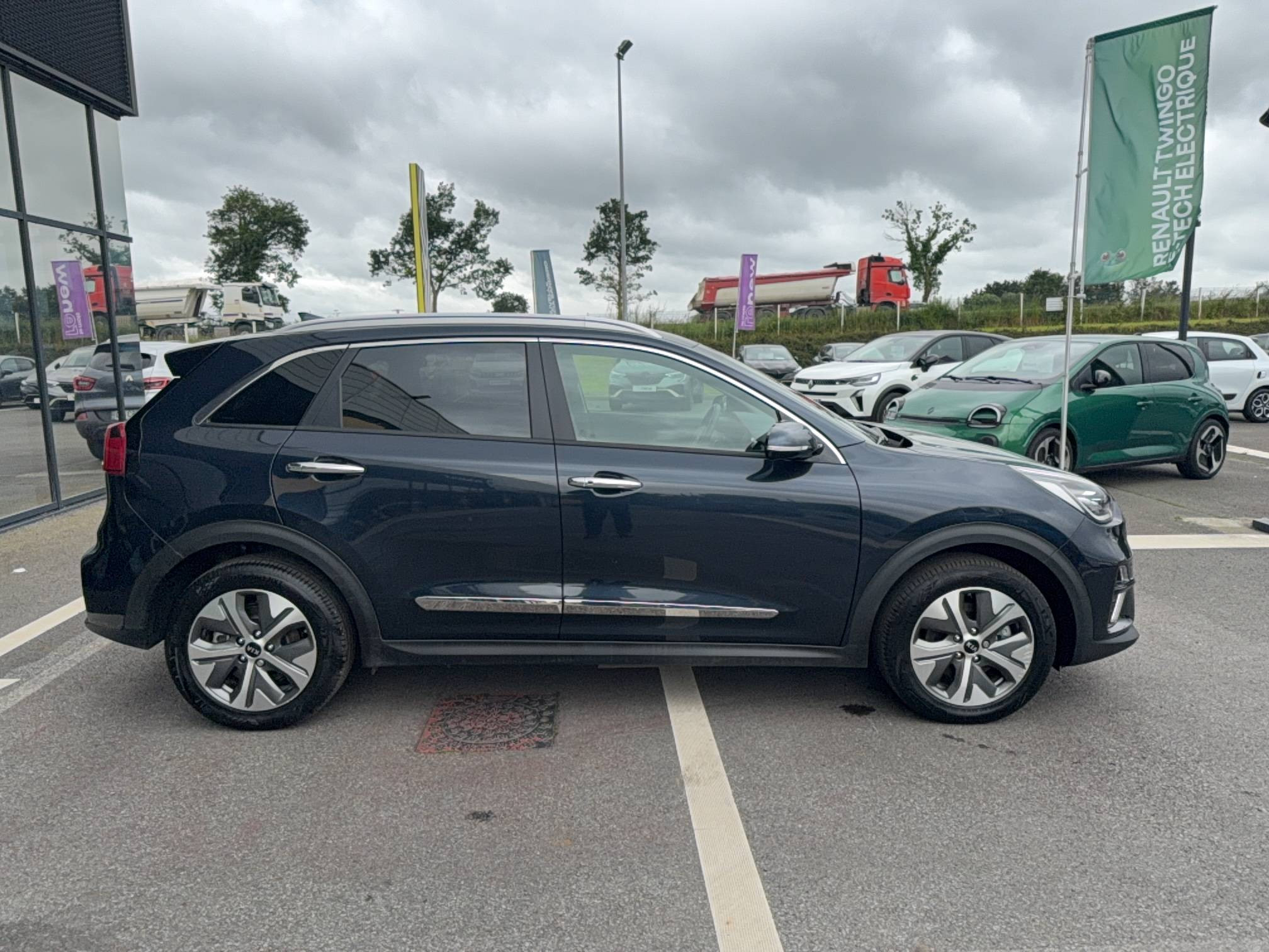 Vente en ligne Kia e-Niro  Electrique 204 ch au prix de 22 590 €